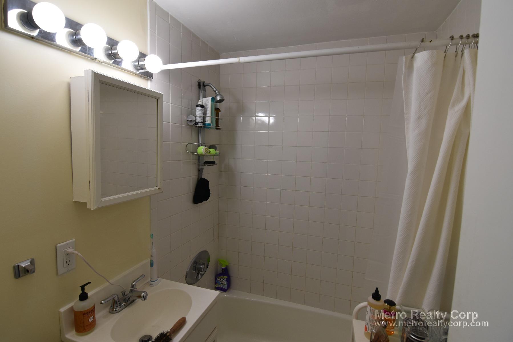 108 Myrtle St, Beacon Hill