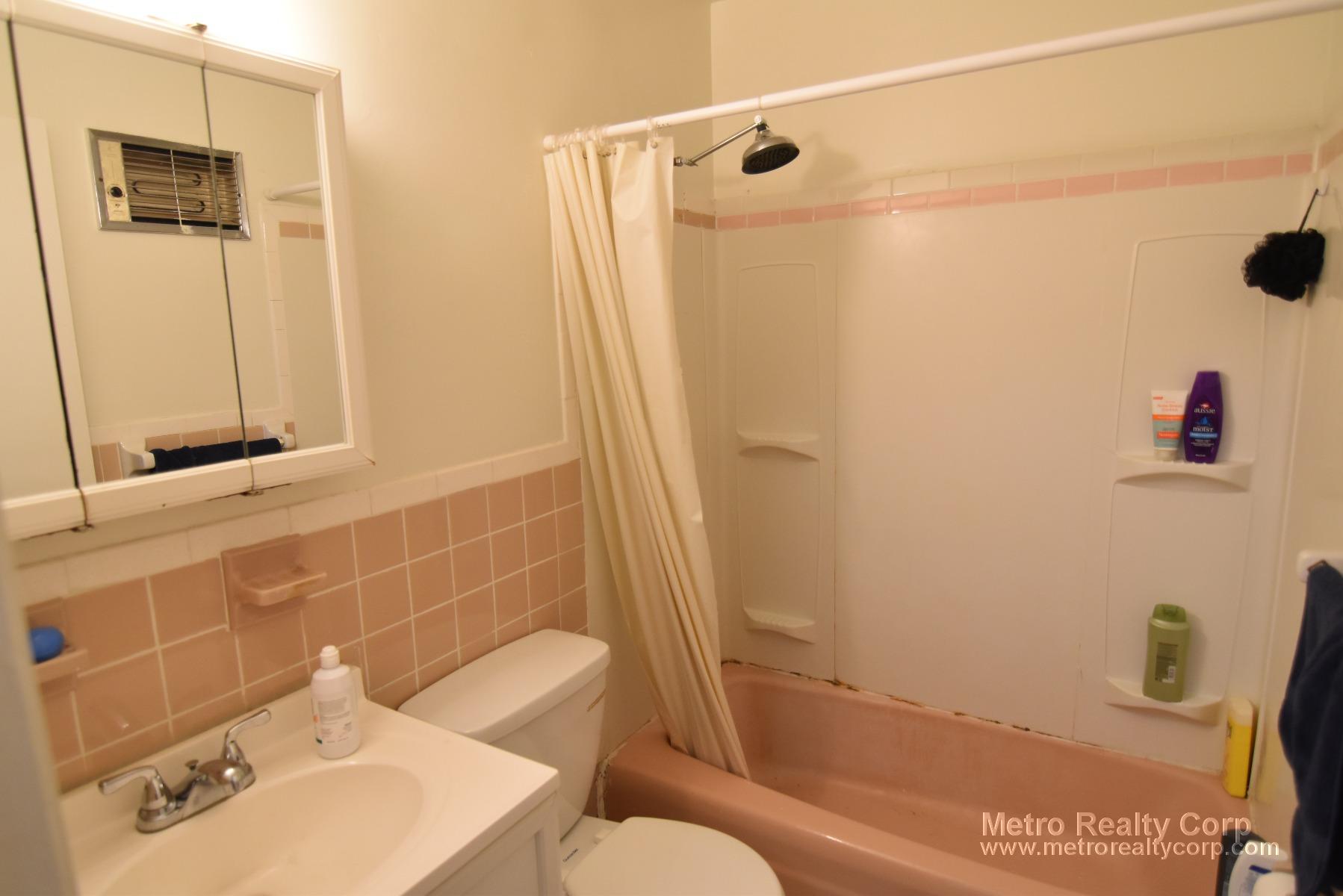 2 bed, 1 bath apartment for rent at 197 Calumet St Unit 11, Mission Hill — photo 3 of 5
