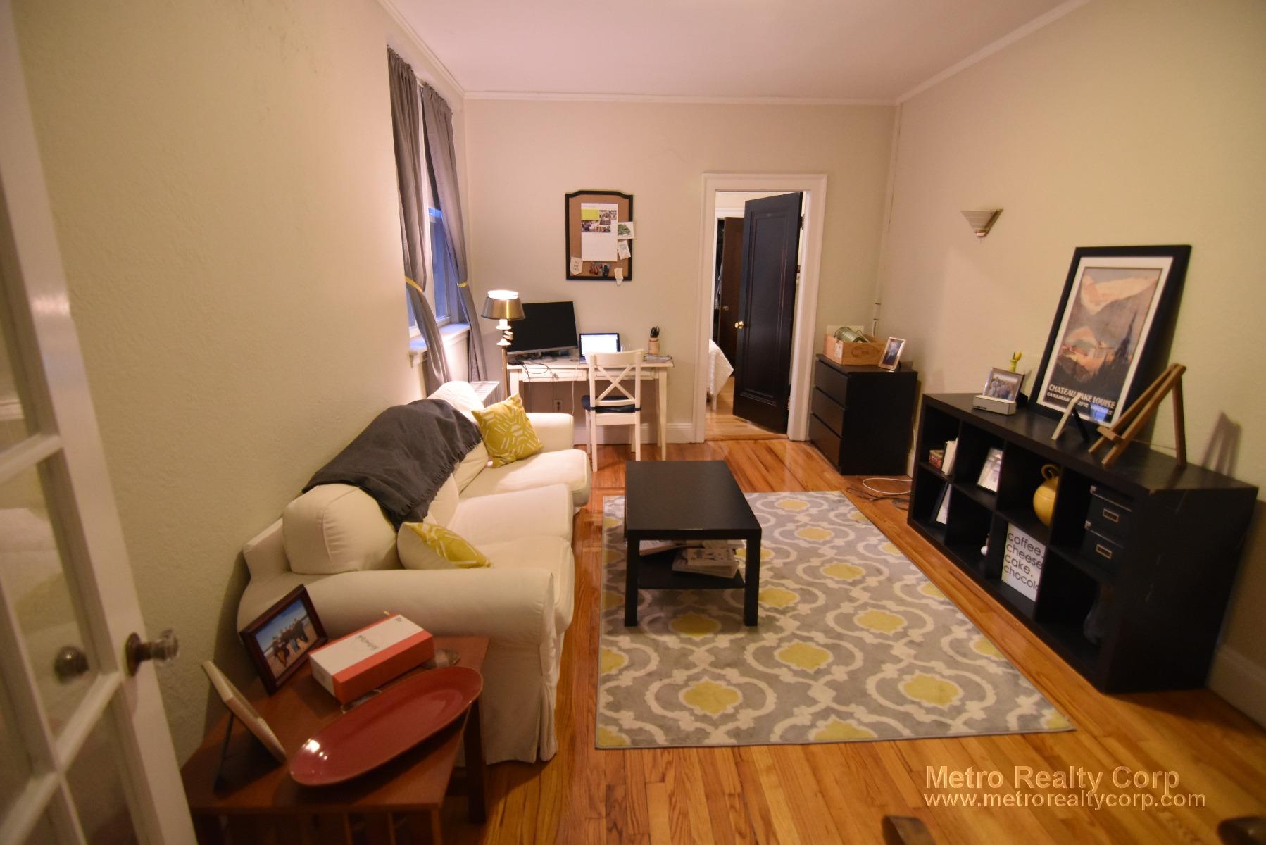 81 Strathmore Rd, Brighton