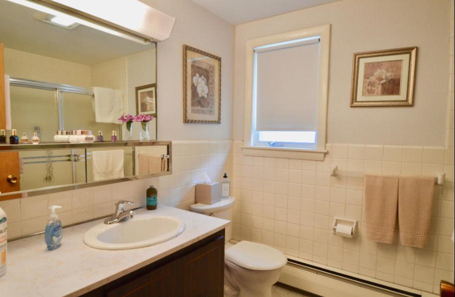 157 Grove St, Chestnut Hill