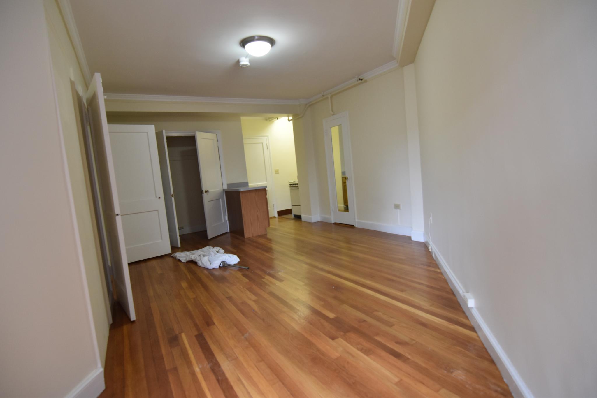 Studio bed, 1 bath apartment for rent at 1284 Beacon St Unit 413, Coolidge Corner — photo 2 of 11