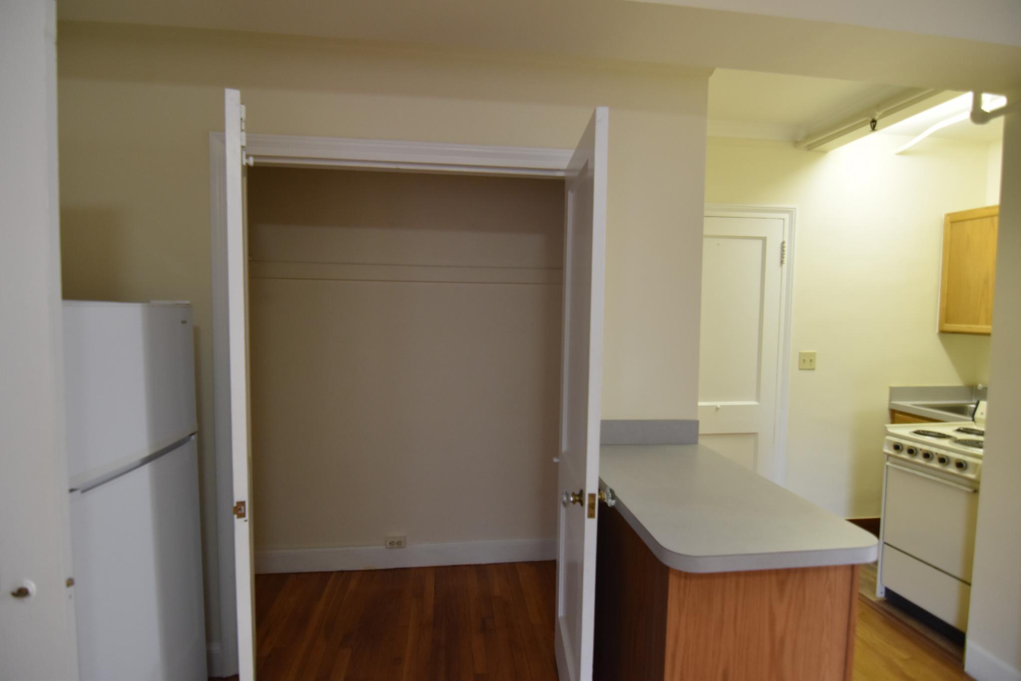 Studio bed, 1 bath apartment for rent at 1284 Beacon St Unit 413, Coolidge Corner — photo 4 of 11