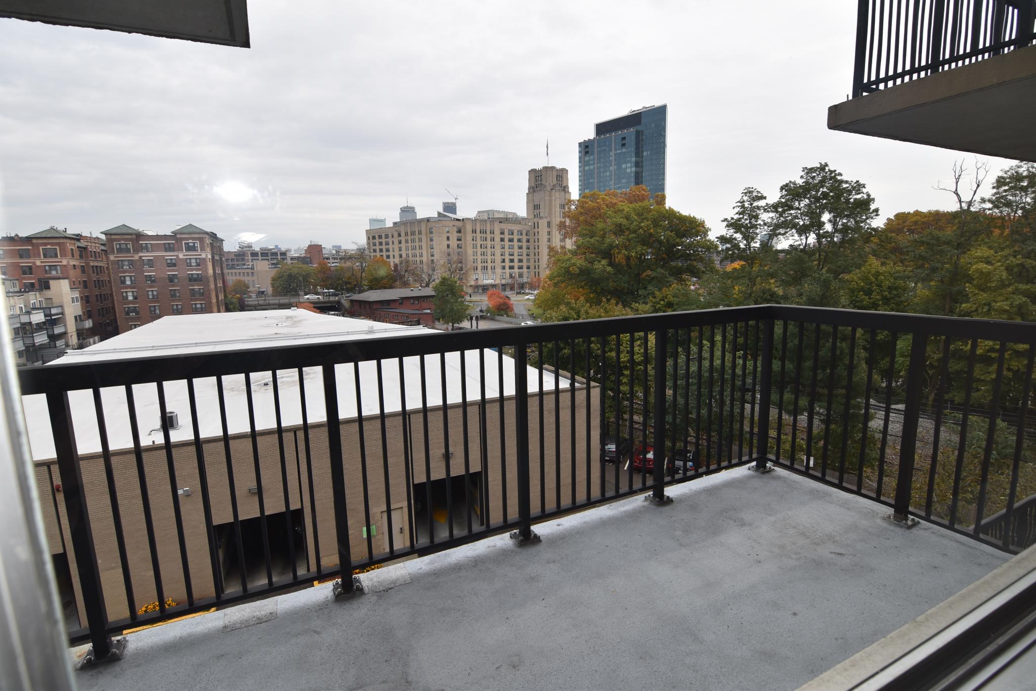 101 Monmouth St, Brookline