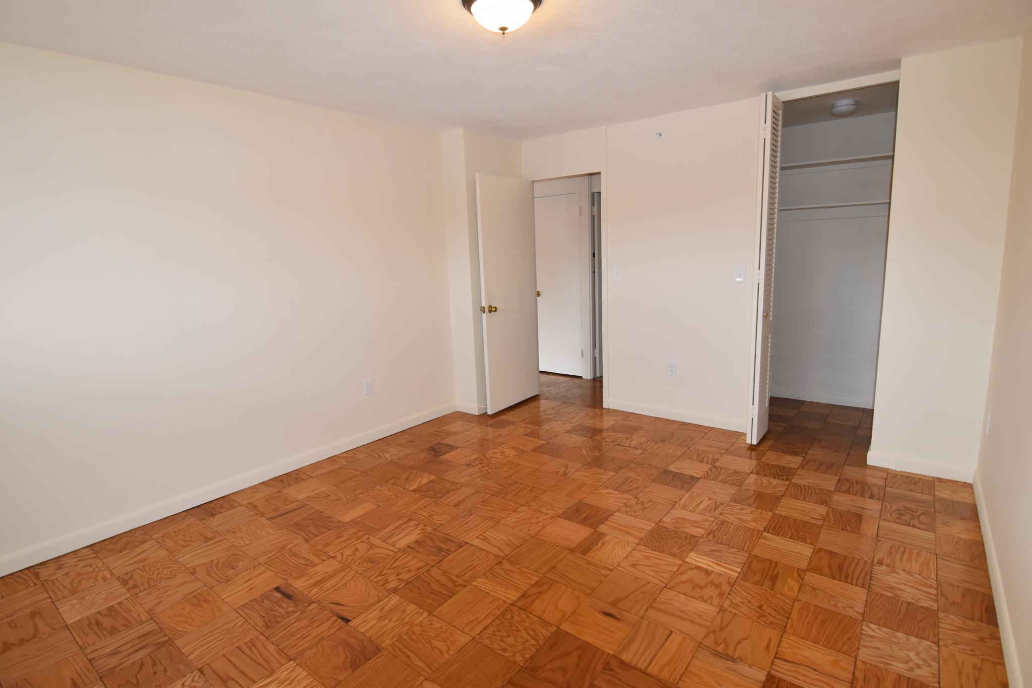 101 Monmouth St, Brookline