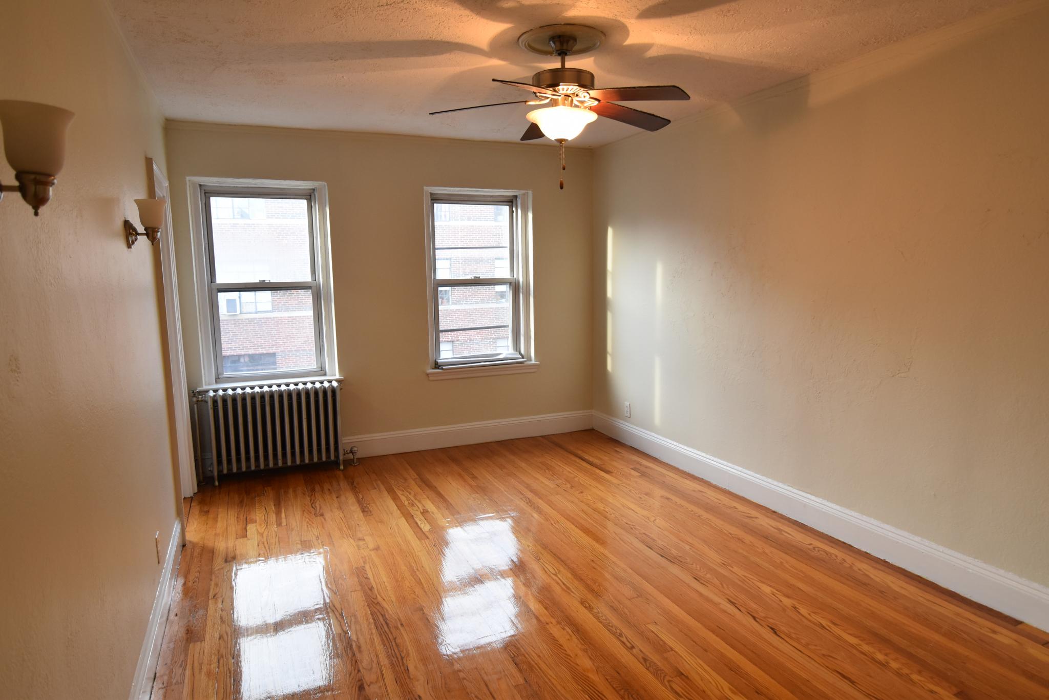 89 Strathmore Rd, Brighton