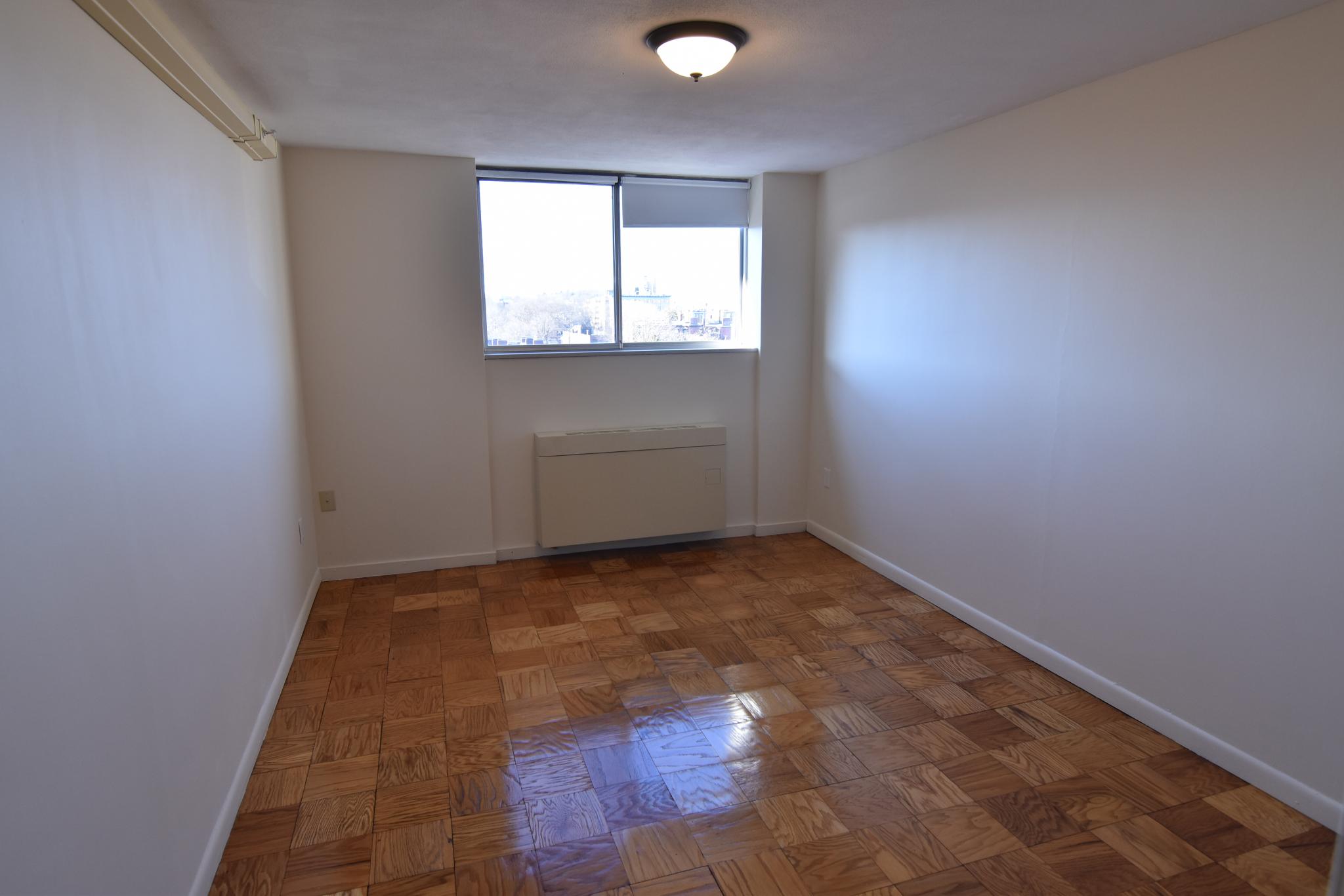 101 Monmouth St, Brookline