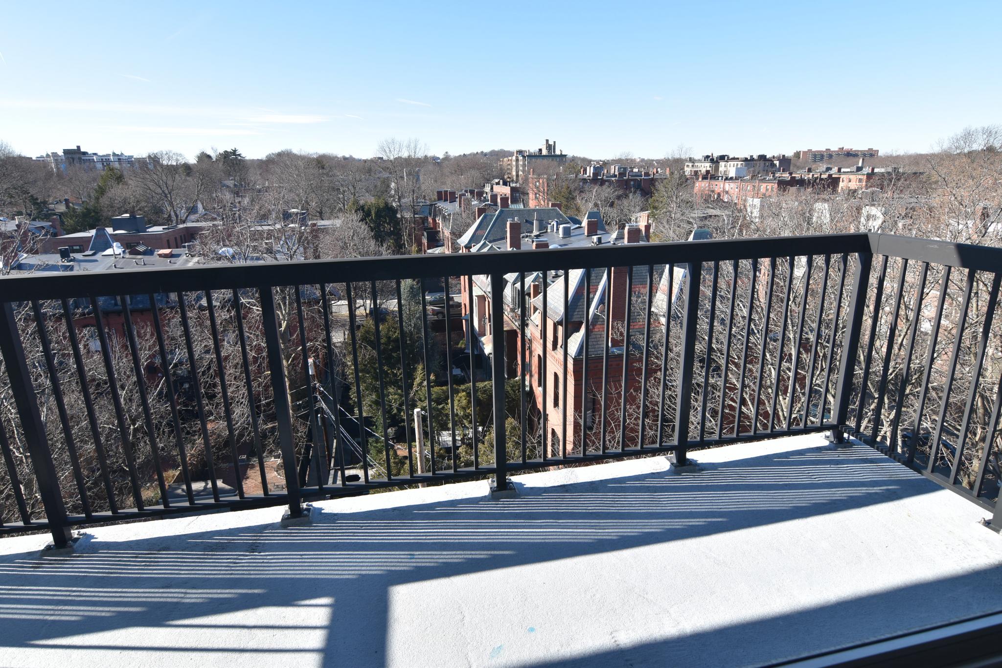 101 Monmouth St, Brookline