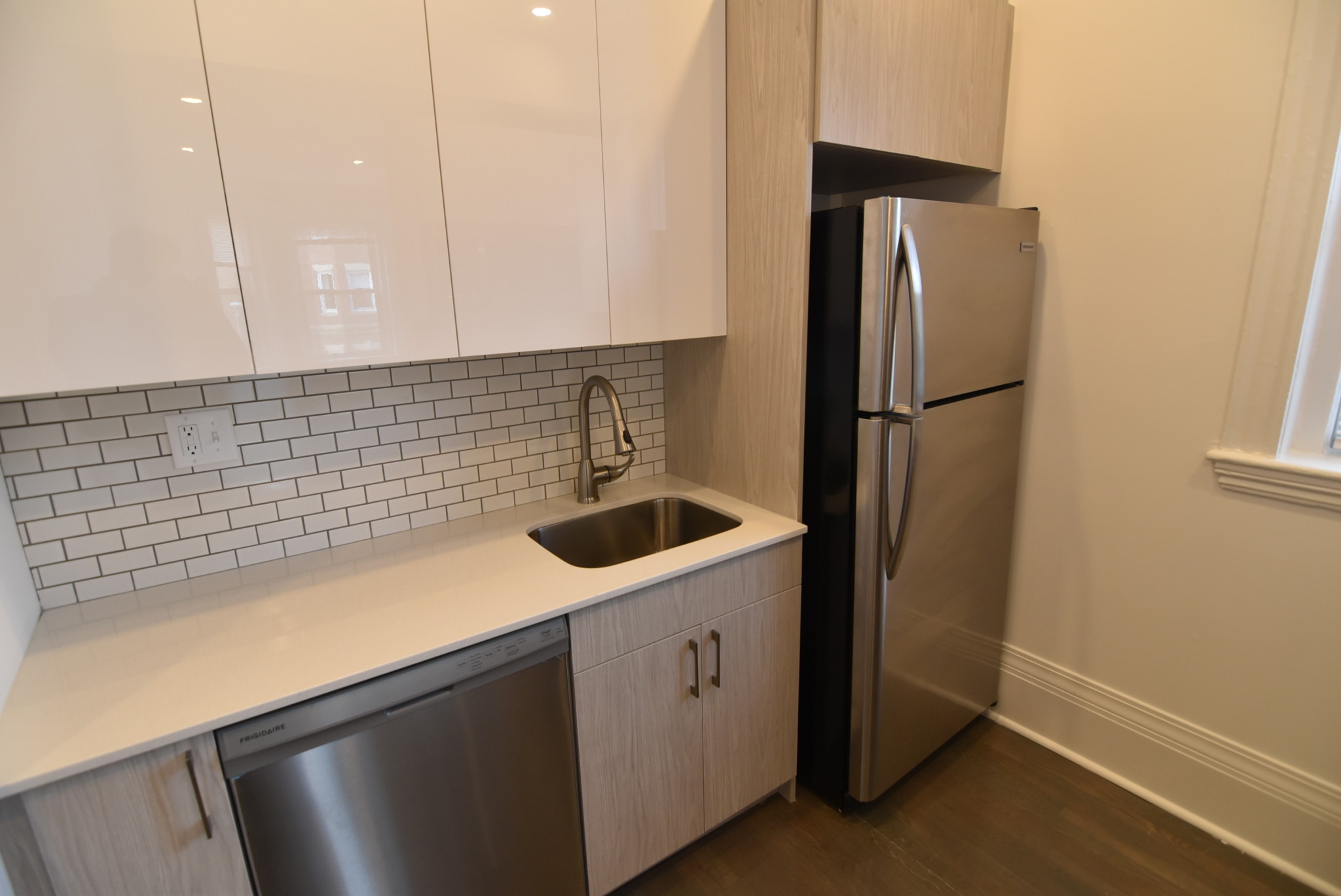 111 Queensberry St, Fenway