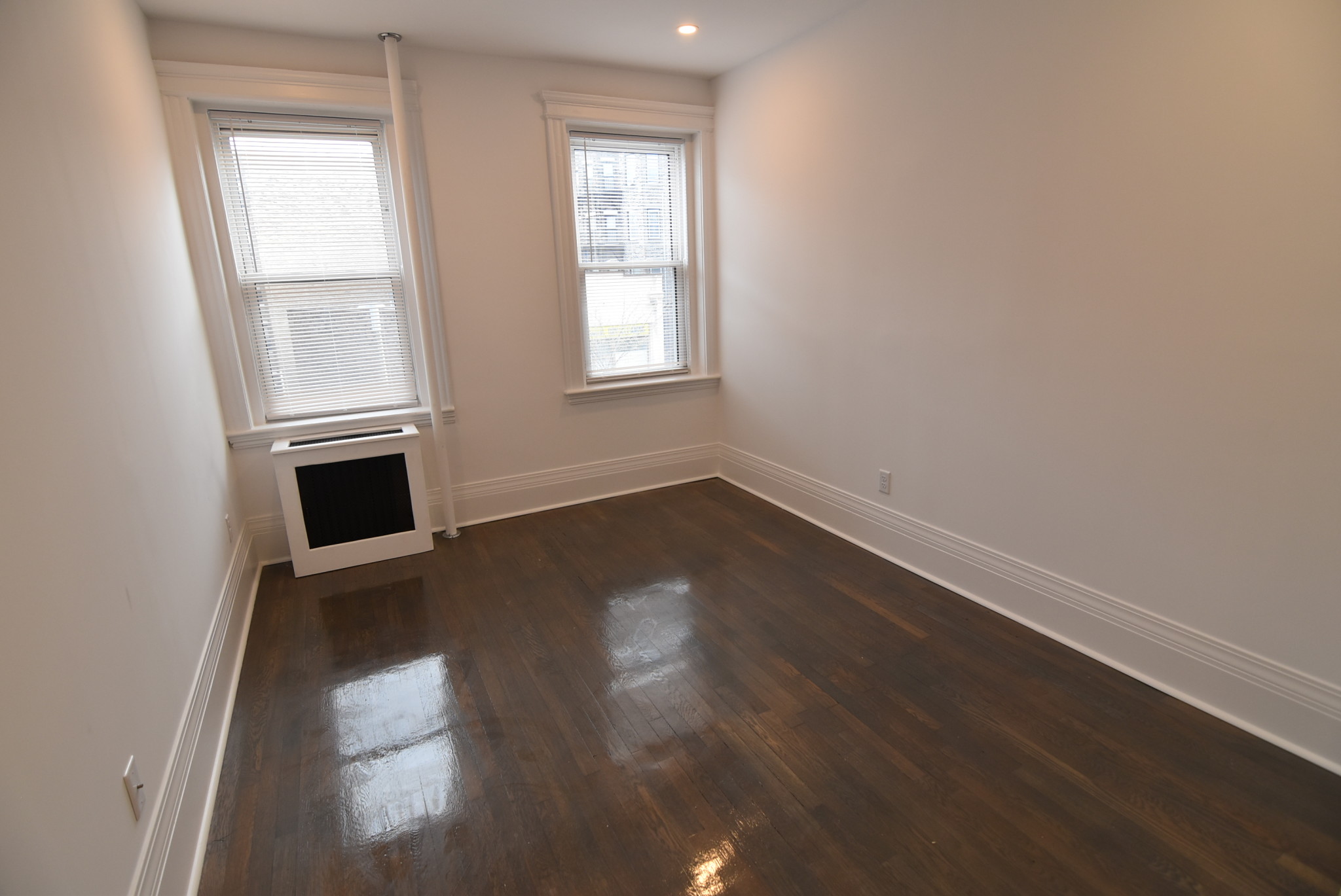 111 Queensberry St, Fenway