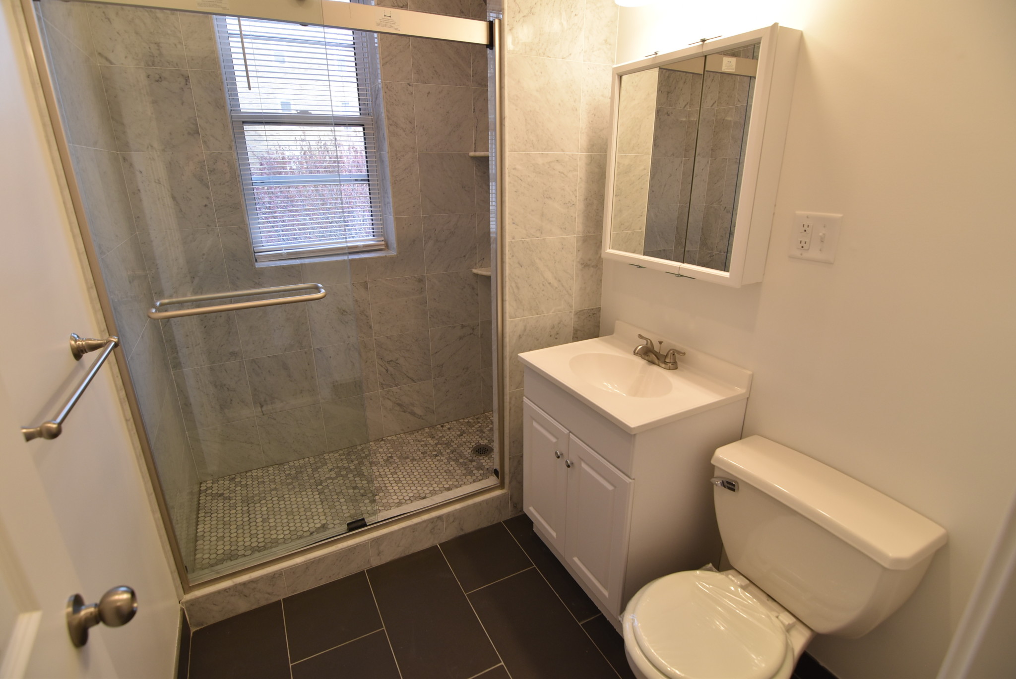 111 Queensberry St, Fenway