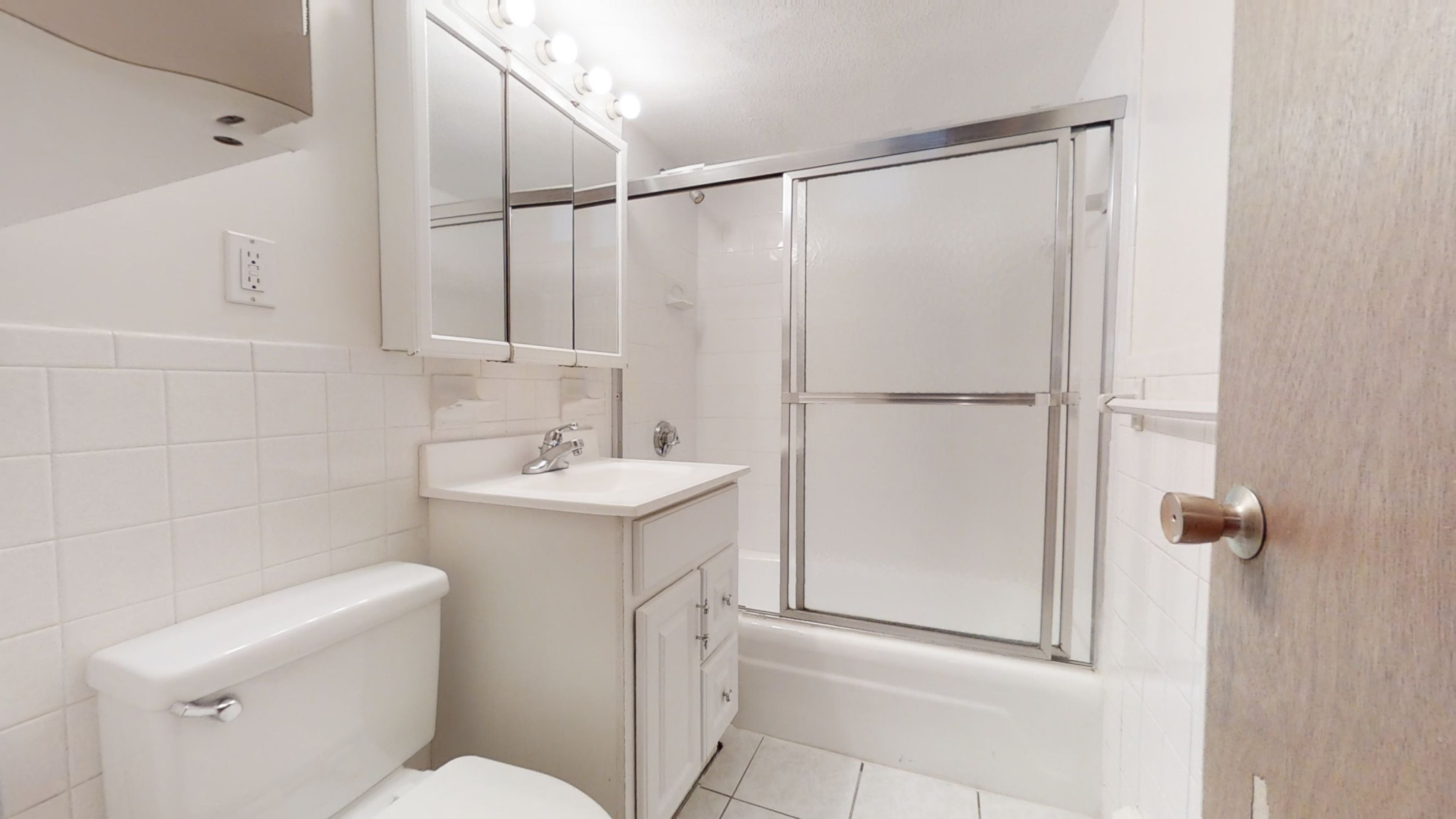 2 bed, 1 bath apartment for rent at 81 Green St Unit 16, Brookline — photo 4 of 13
