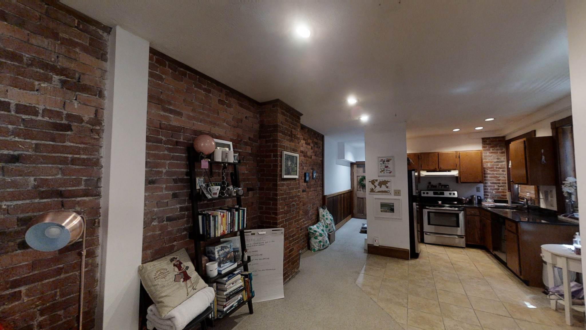 1722 Beacon St, Washington Square