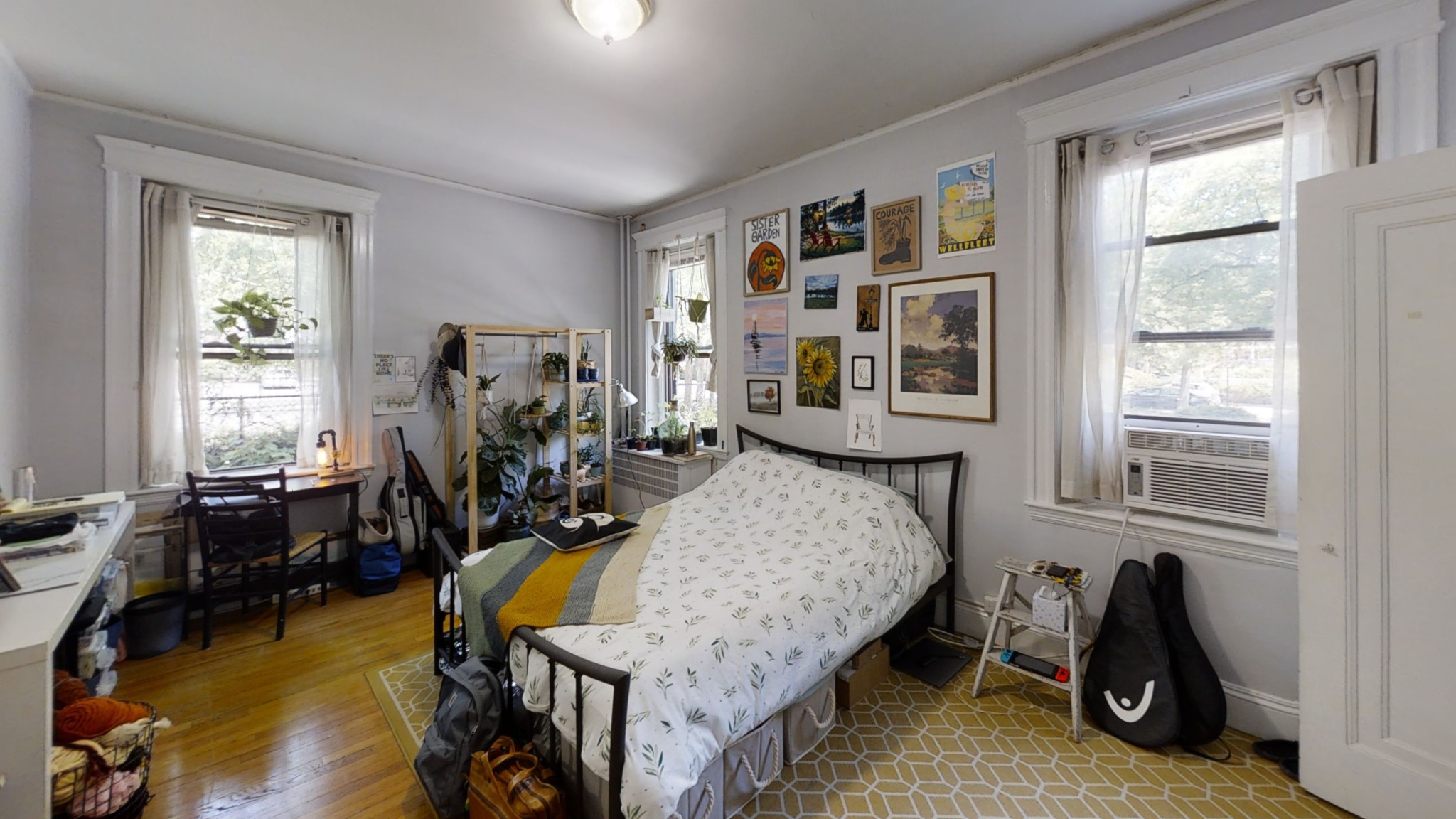 4 bed, 1 bath apartment for rent at 12 Greenway Ct Unit 1, Coolidge Corner — photo 14 of 31
