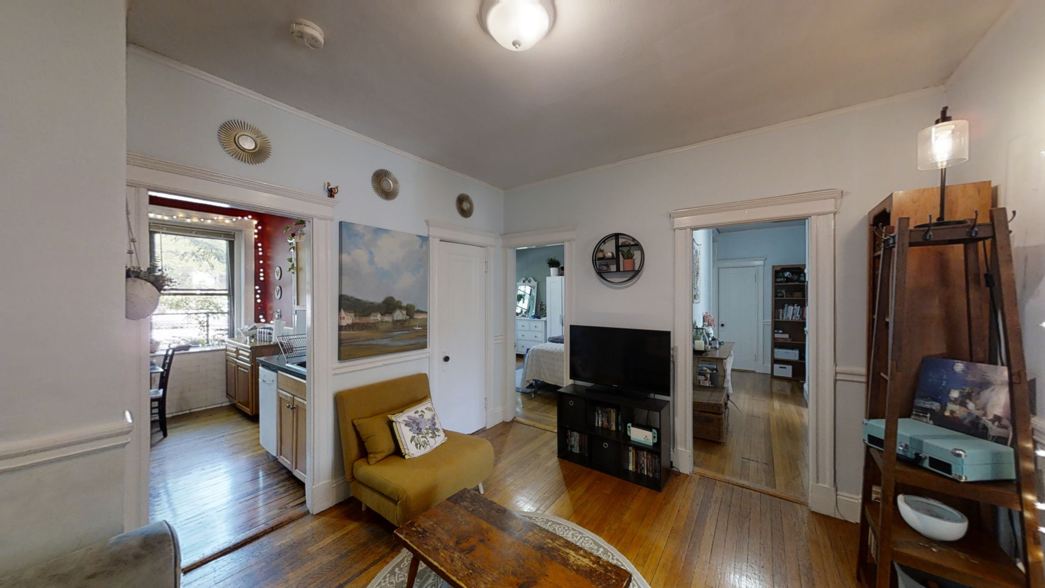 4 bed, 1 bath apartment for rent at 12 Greenway Ct Unit 1, Coolidge Corner