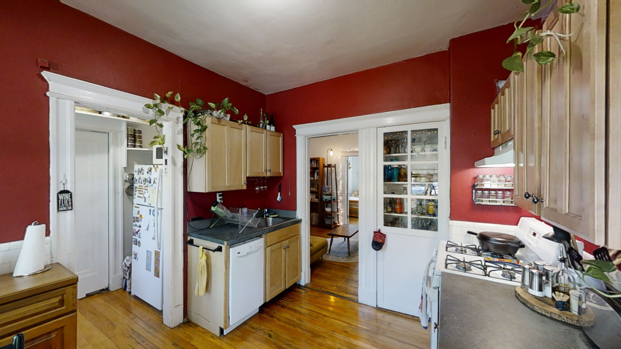 4 bed, 1 bath apartment for rent at 12 Greenway Ct Unit 1, Coolidge Corner — photo 25 of 31