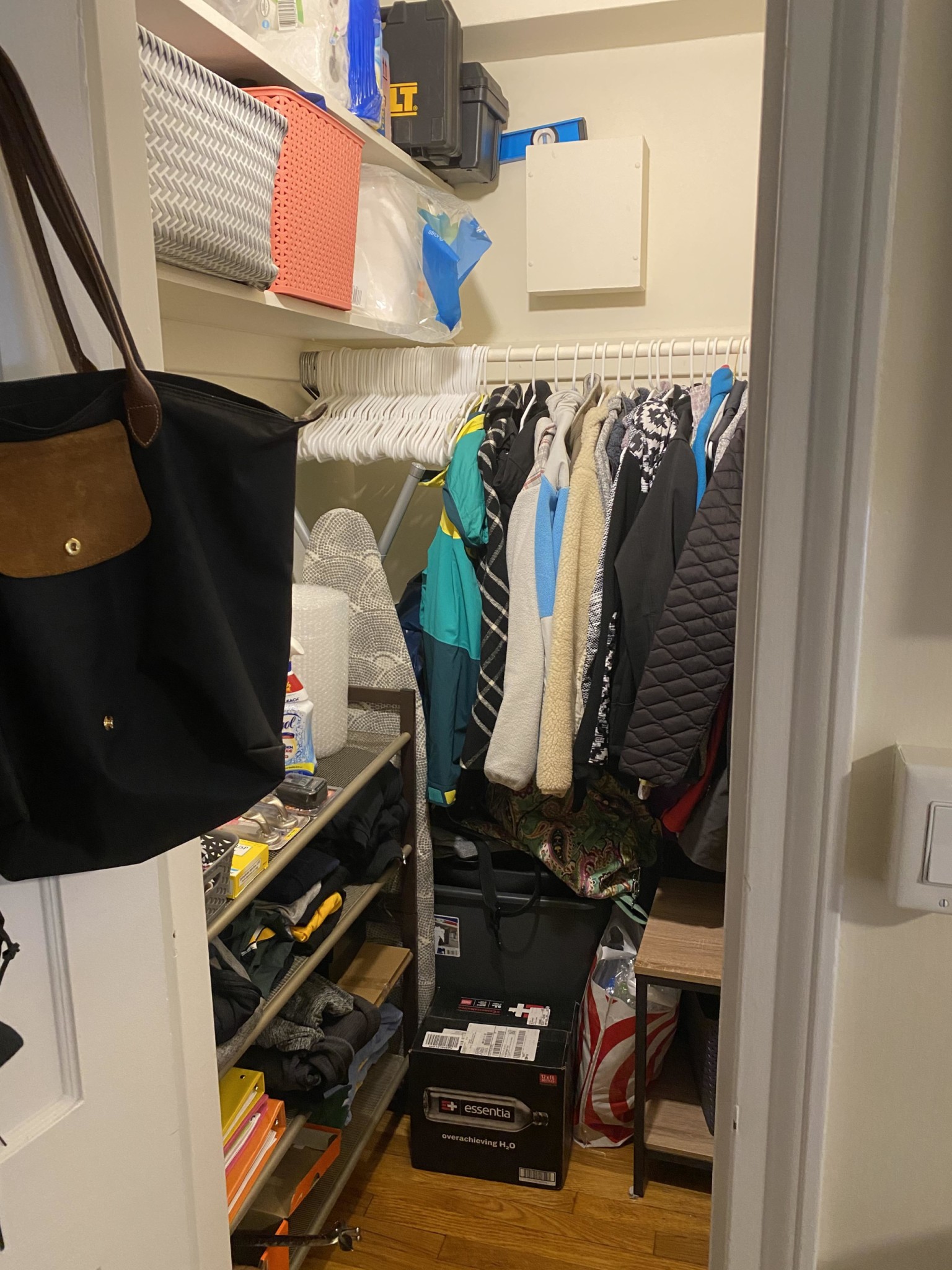 Studio bed, 1 bath apartment for rent at 1284 Beacon St Unit 607, Coolidge Corner — photo 11 of 12