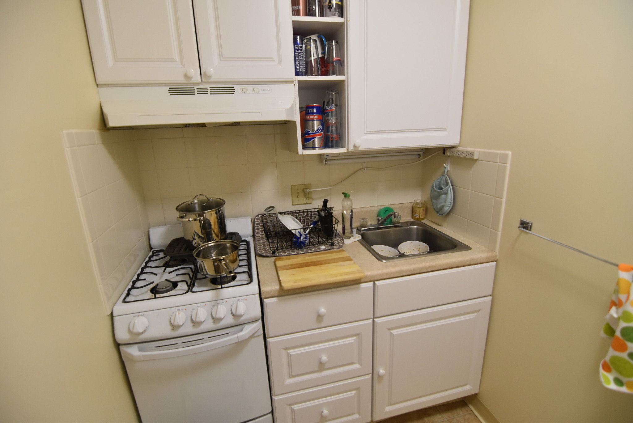 15 Bay State Rd, Fenway