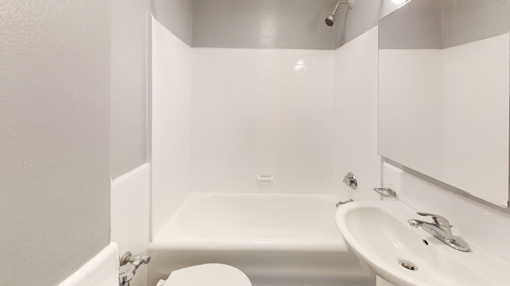 Studio bed, 1 bath apartment for rent at 1284 Beacon St Unit 607, Coolidge Corner — photo 4 of 12