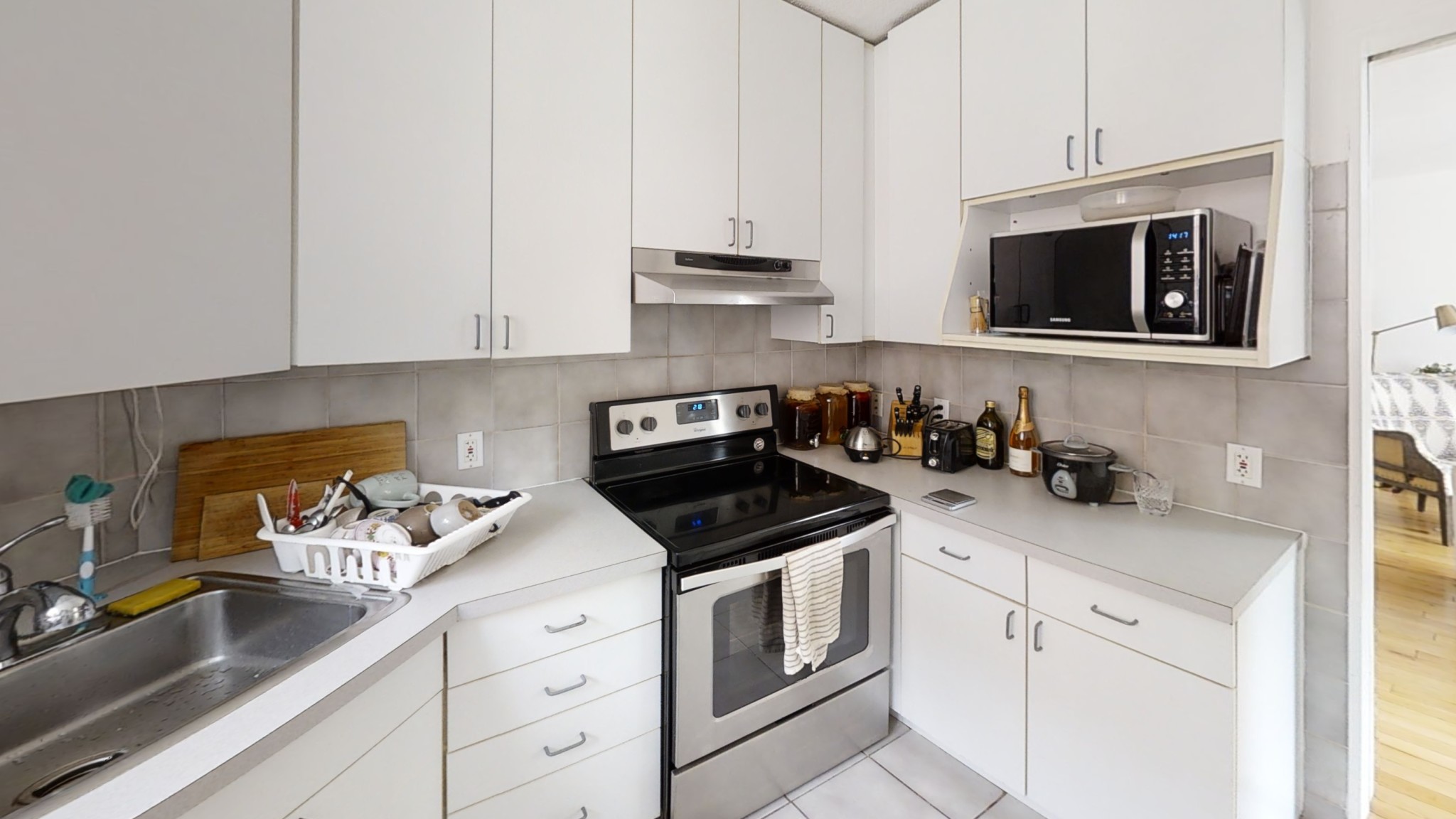 1 bed, 1 bath apartment for rent at 216 Saint Paul St Unit 302, Brookline — photo 3 of 9