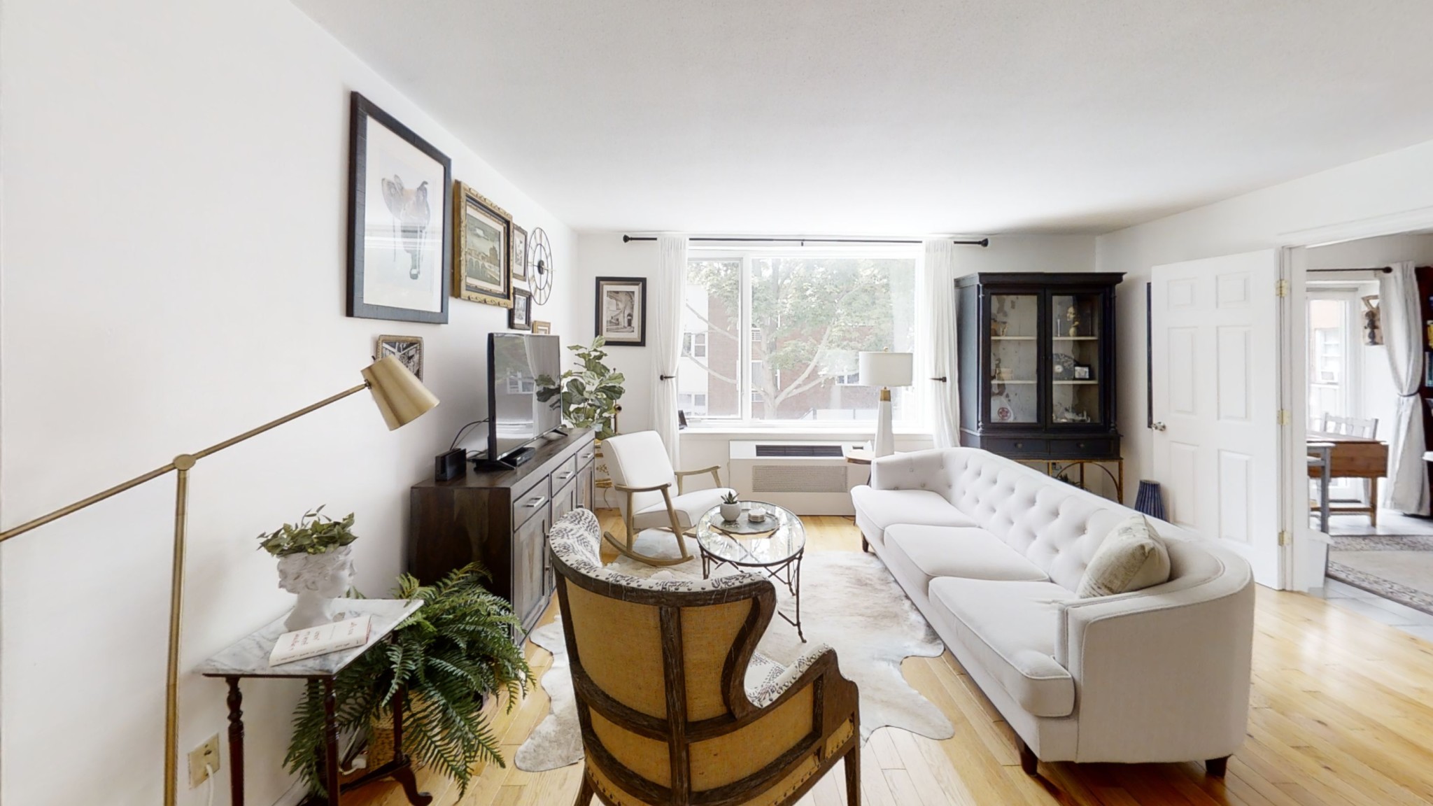 1 bed, 1 bath apartment for rent at 216 Saint Paul St Unit 302, Brookline — photo 2 of 9
