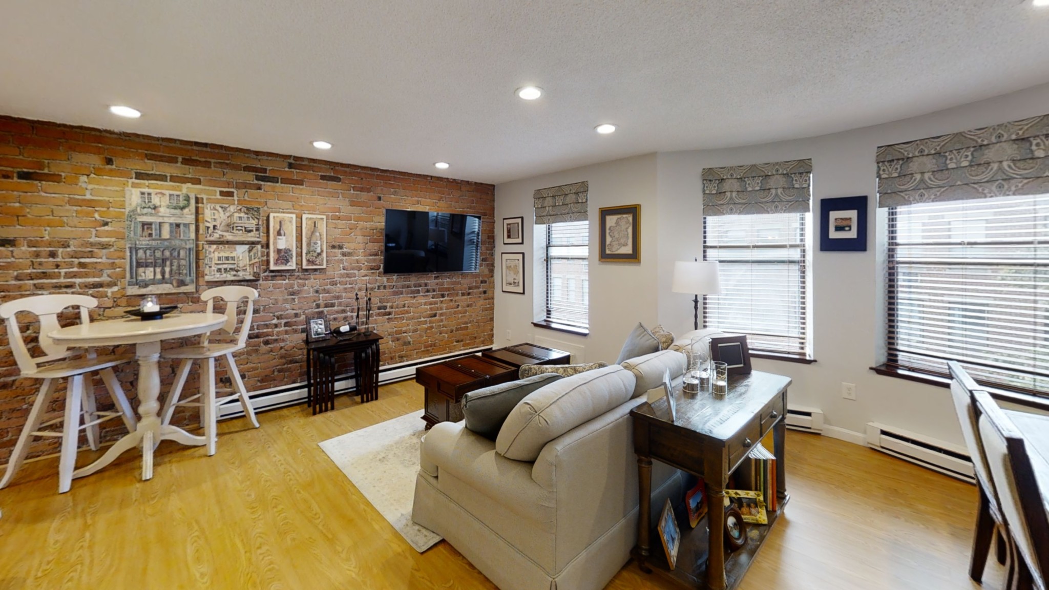 2 Cypress Rd, Brighton