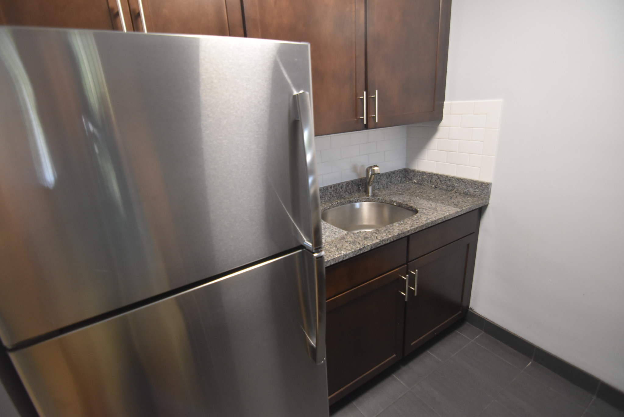 16 Whites Ave, Watertown