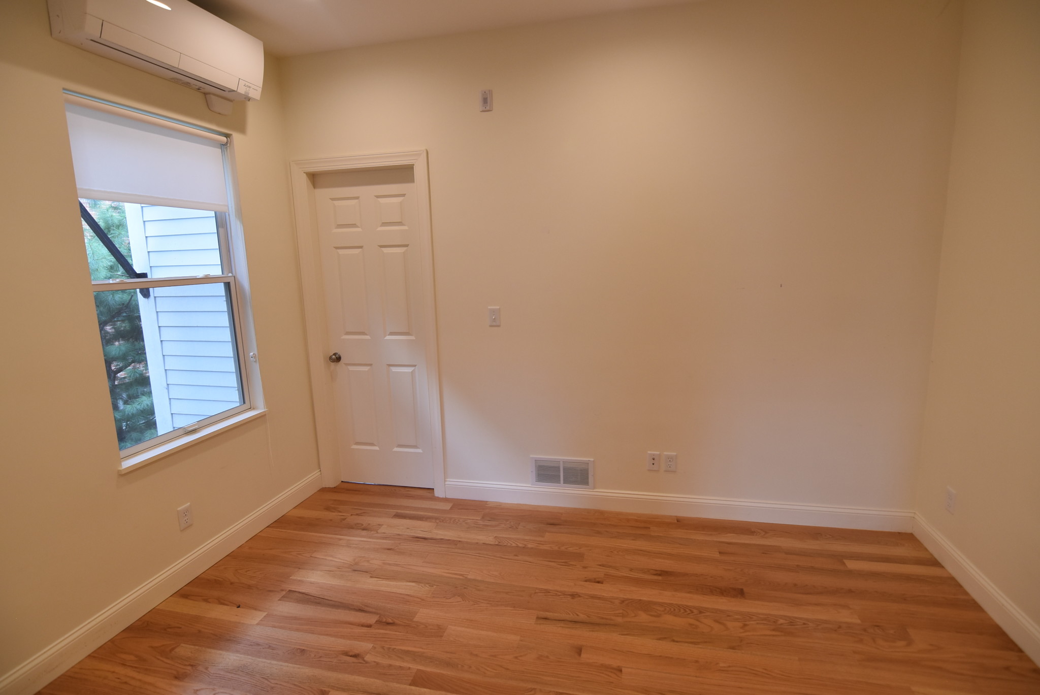 379 Harvard St, Cambridge