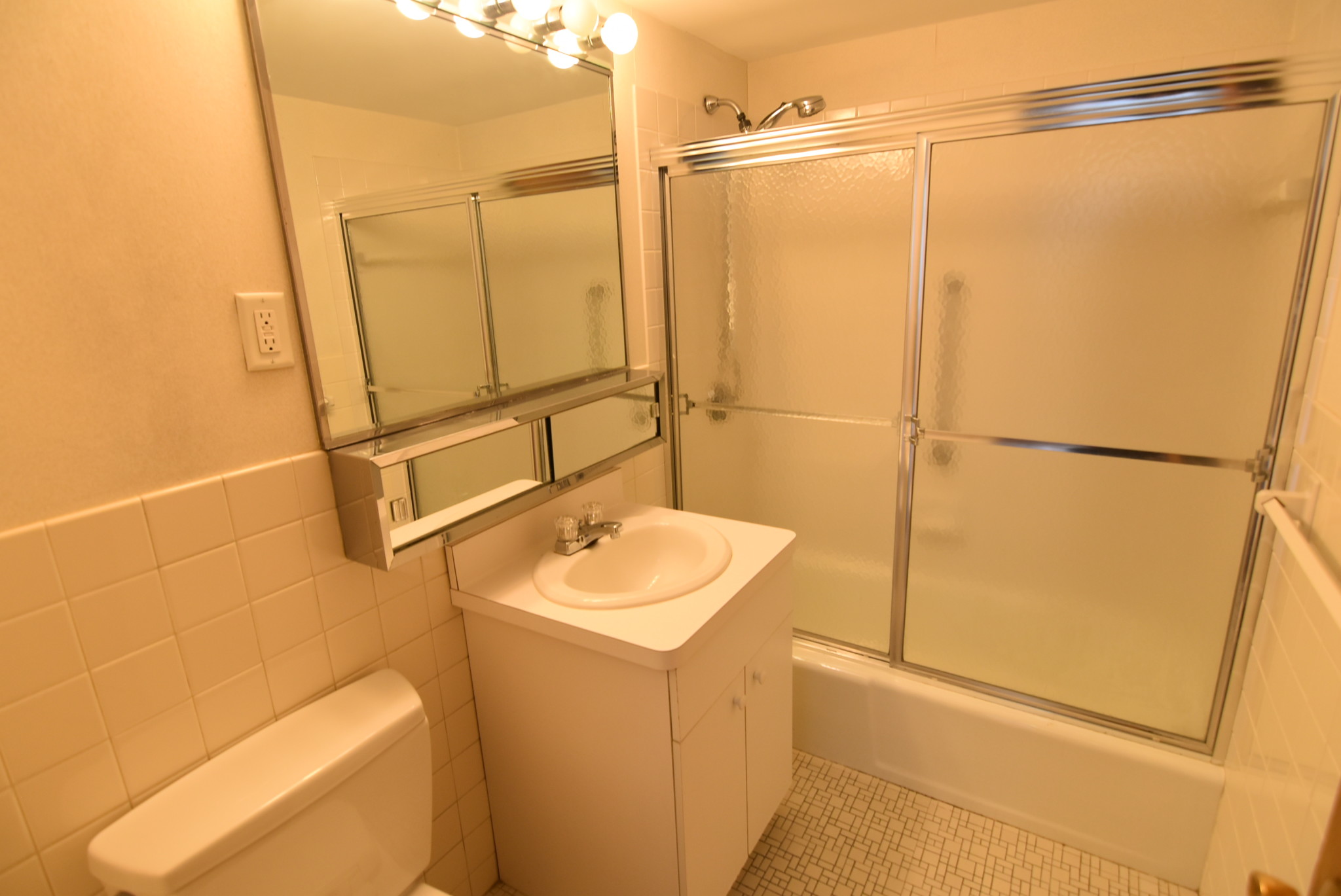35 Vernon St, Brookline