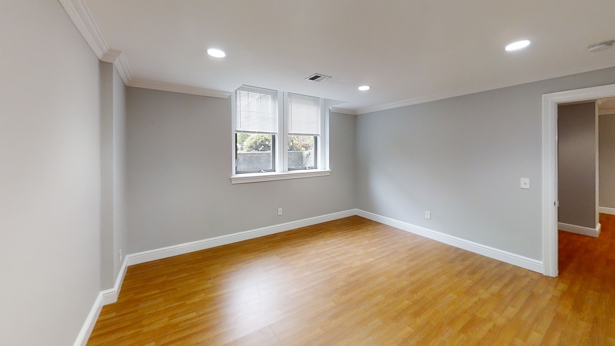 9 Greenway Ct, Coolidge Corner