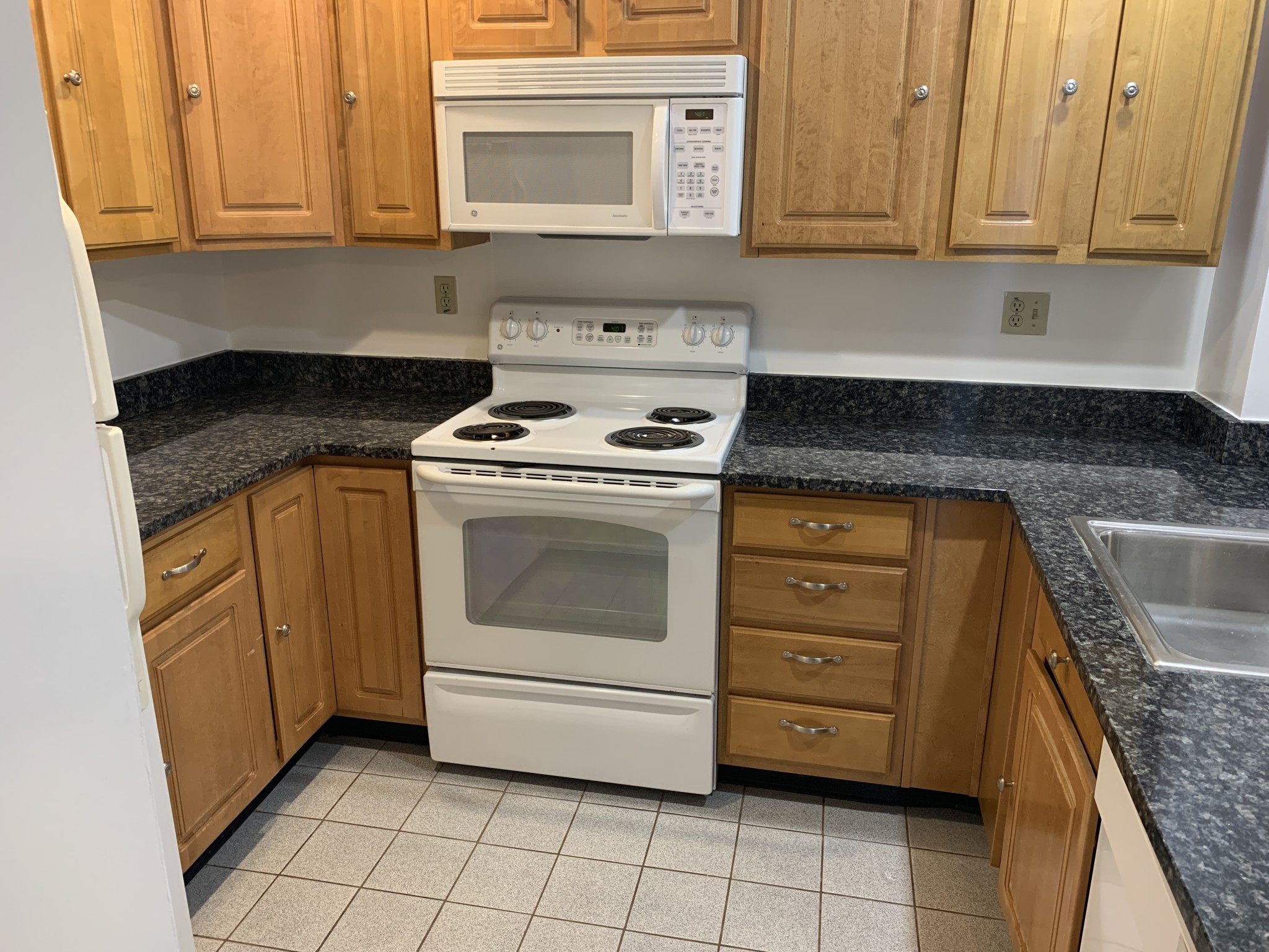 36 Queensberry St, Fenway