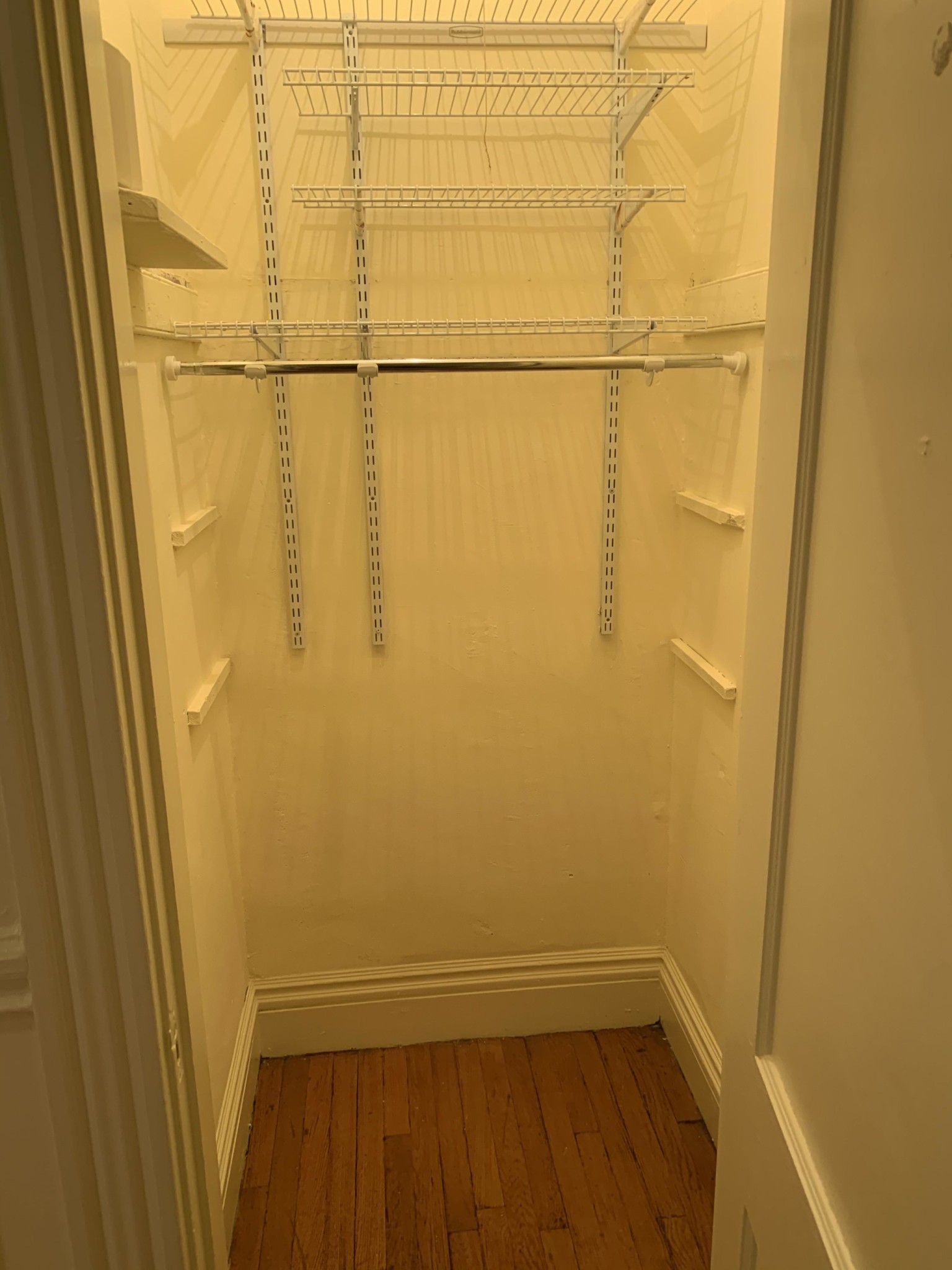 Studio bed, 1 bath apartment for rent at 15 Queensberry St Unit 34, Fenway — photo 4 of 8
