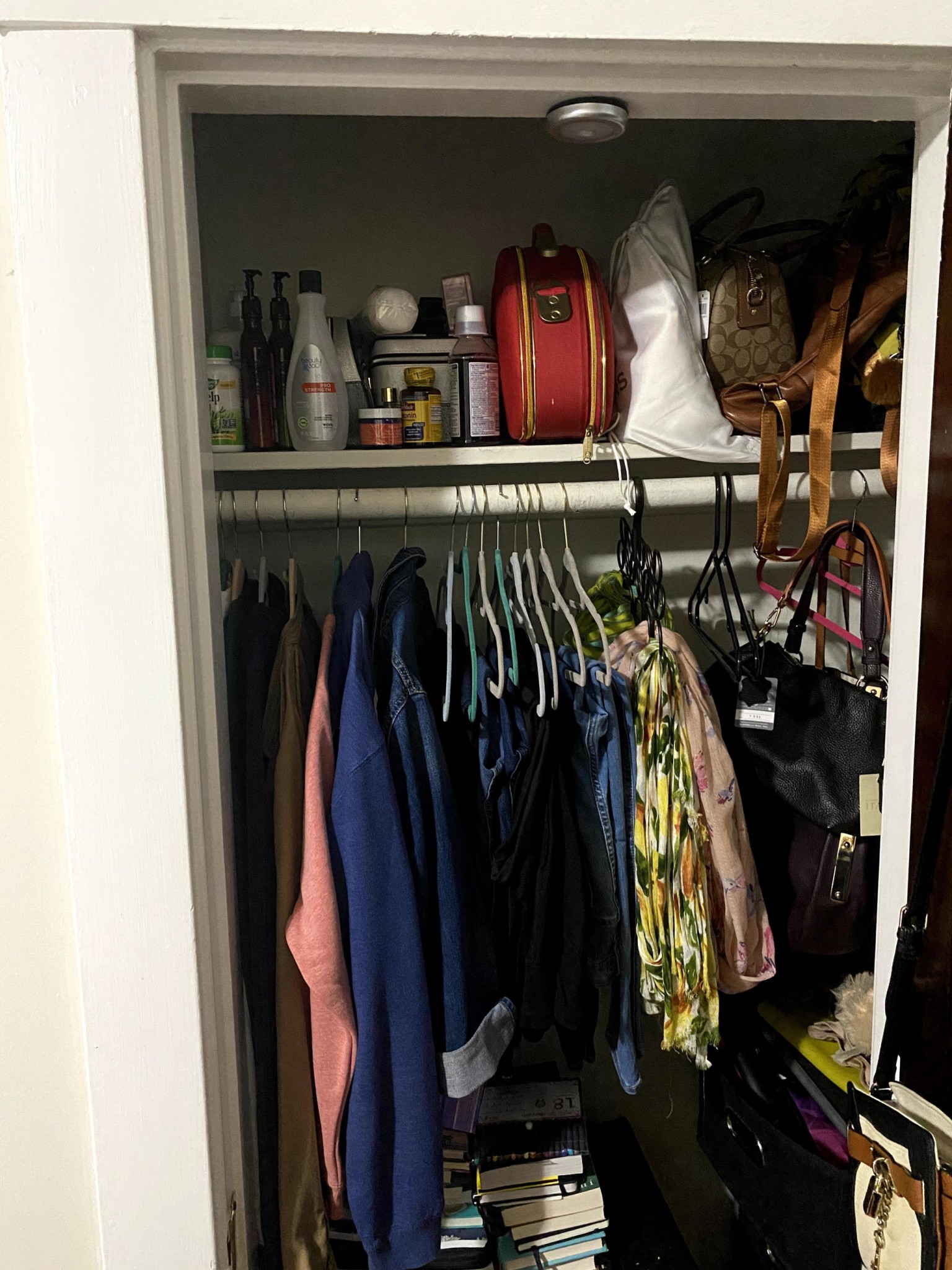 1 bed, 1 bath apartment for rent at 1376 Commonwealth Ave Unit 18, Allston — photo 12 of 19