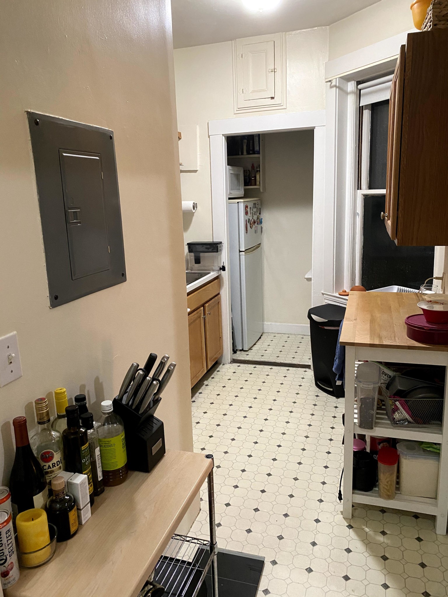 1 bed, 1 bath apartment for rent at 1376 Commonwealth Ave Unit 18, Allston — photo 13 of 19