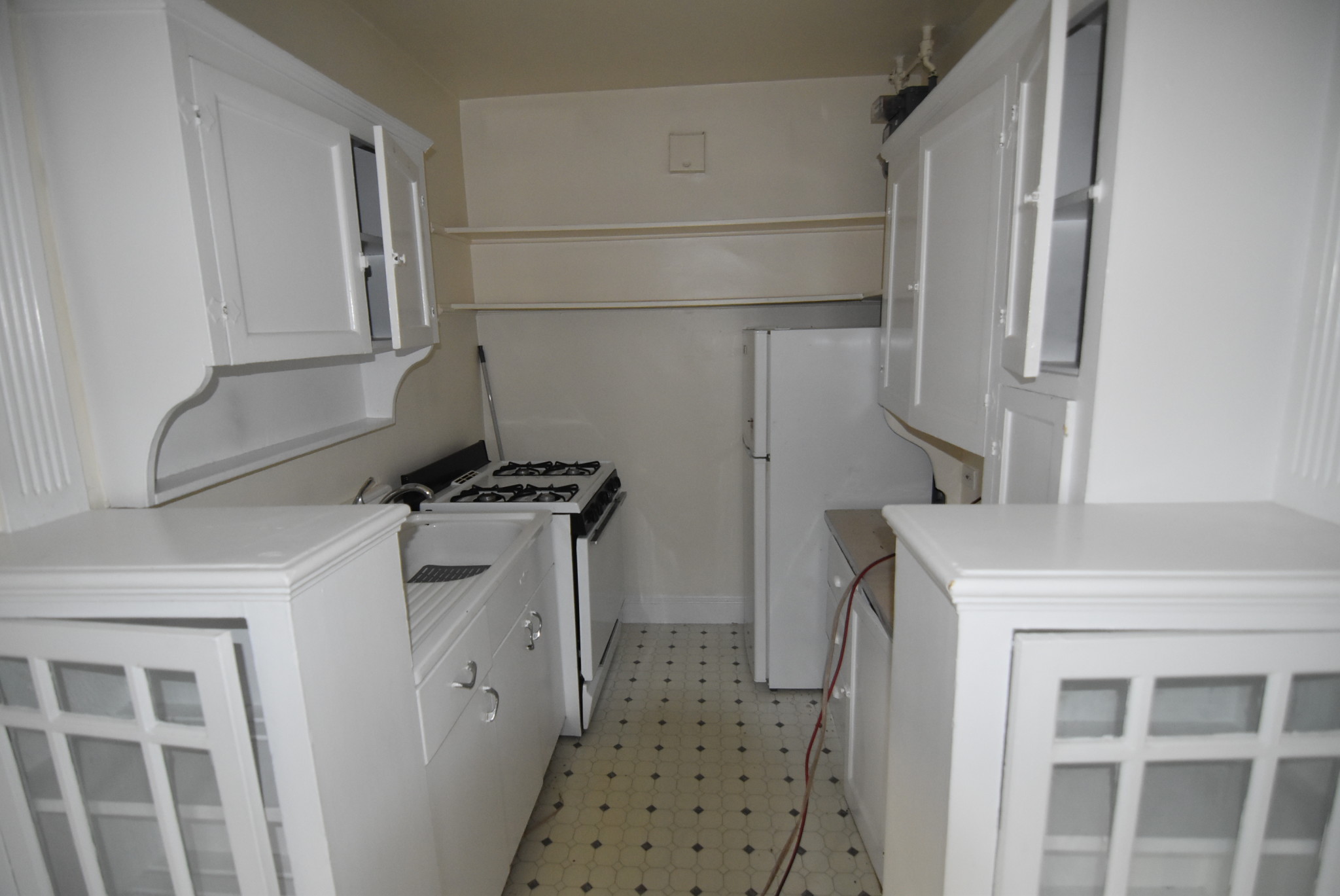 1 bed, 1 bath apartment for rent at 85 Strathmore Rd Unit 21, Brighton — photo 3 of 4