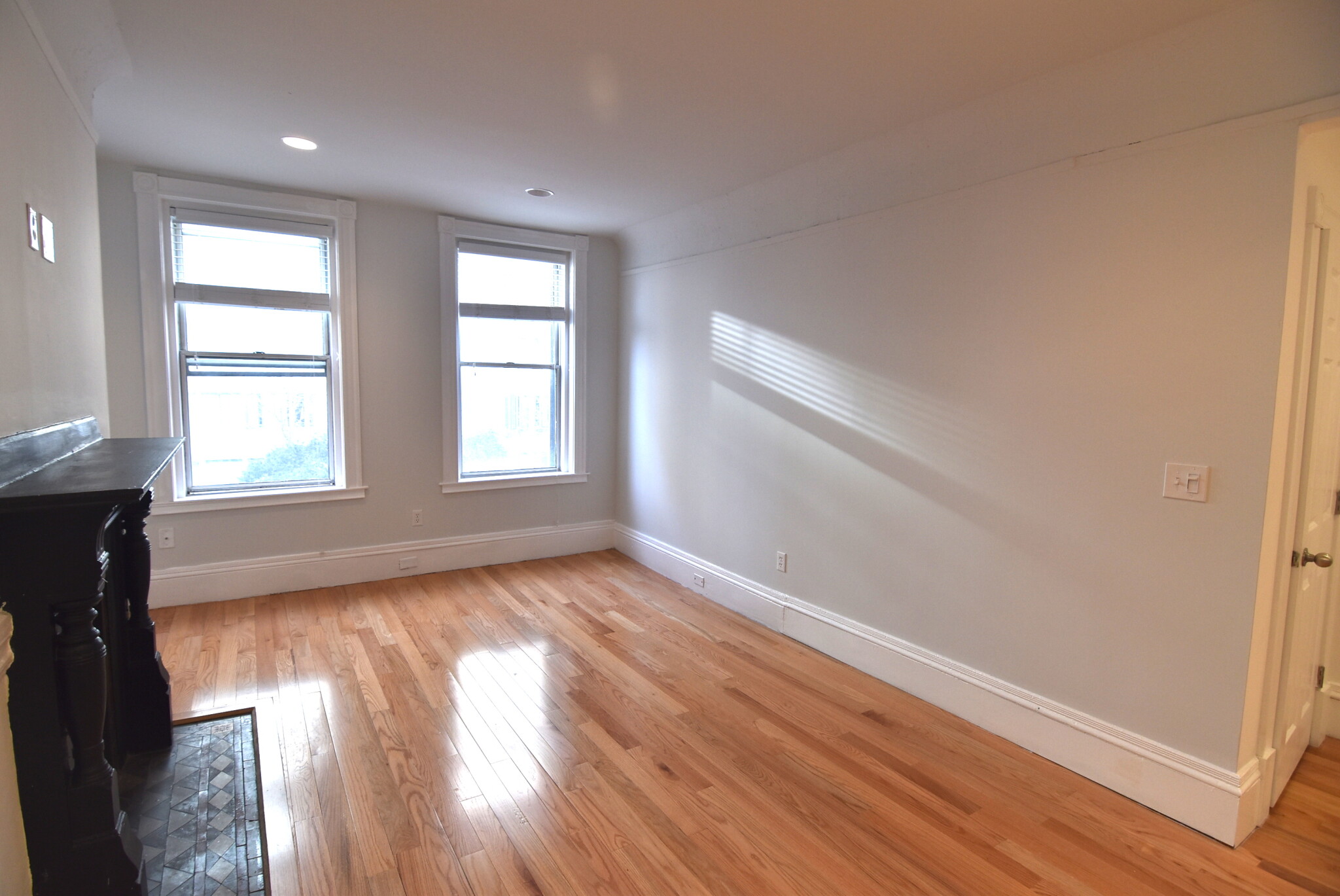 127 Saint Botolph St, Back Bay