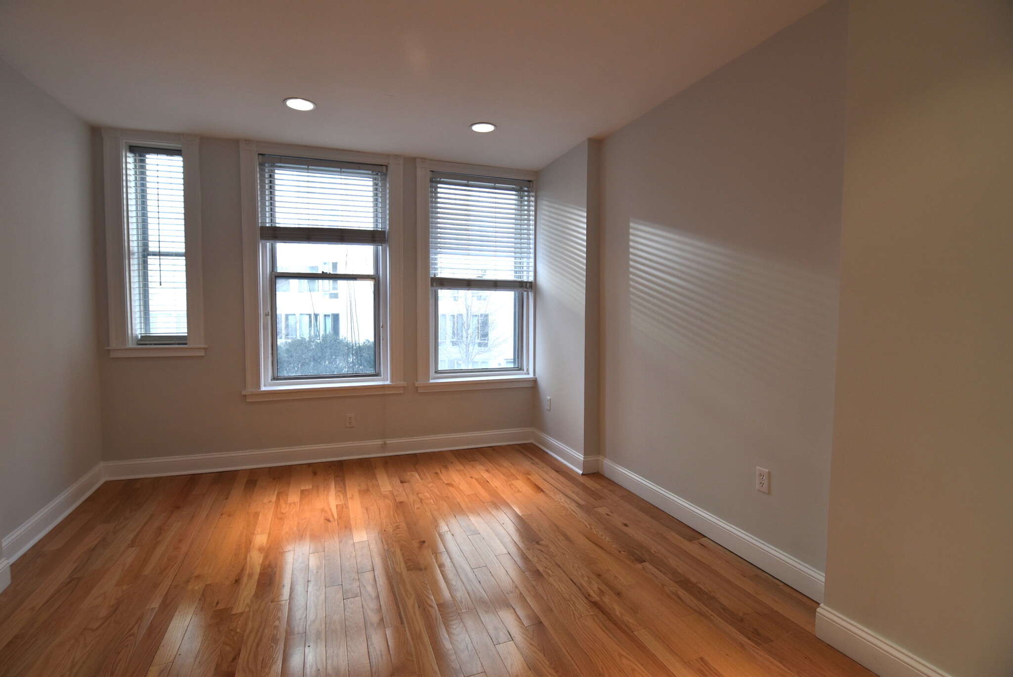 127 Saint Botolph St, Back Bay