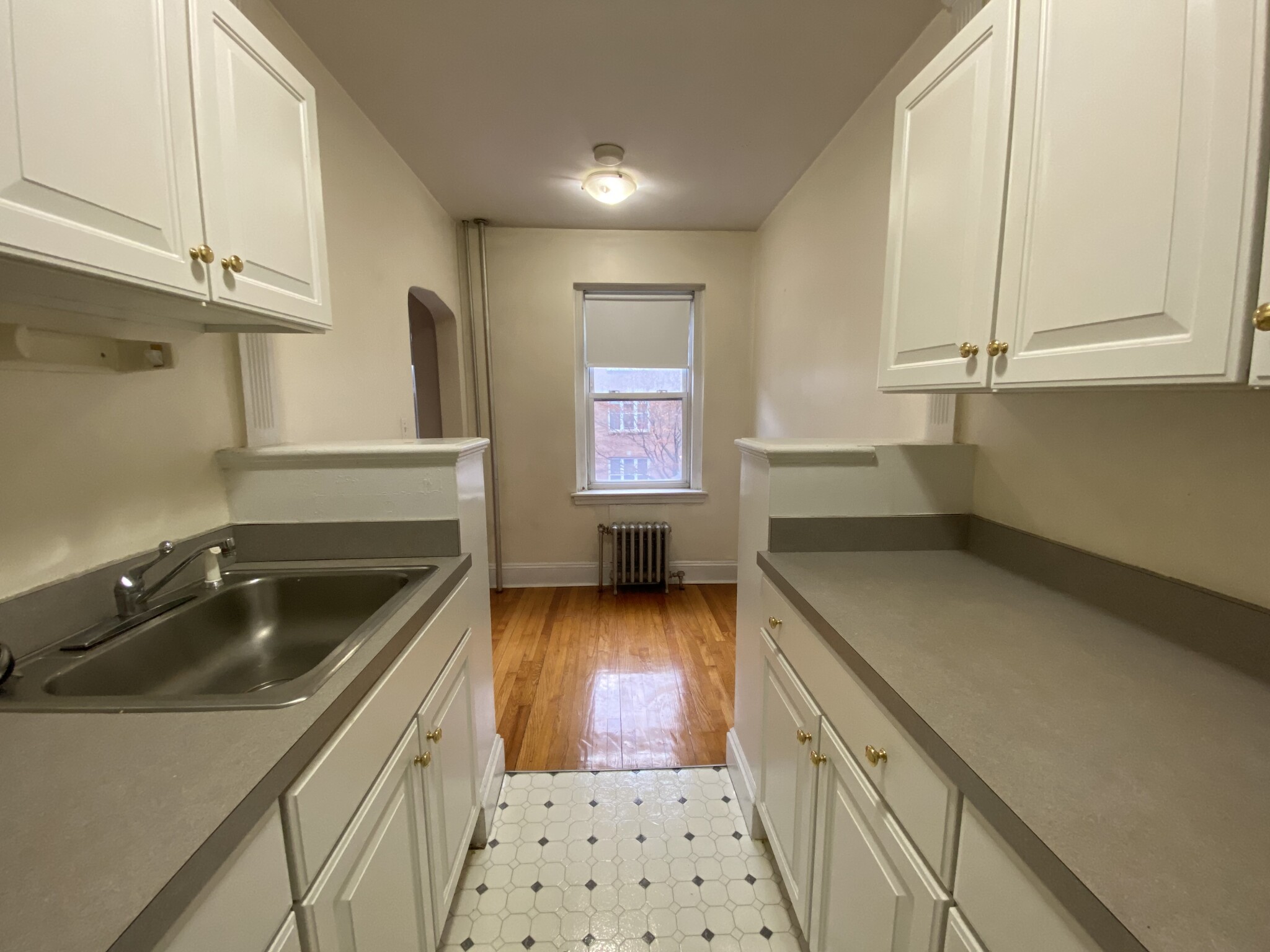 85 Strathmore Rd, Brighton