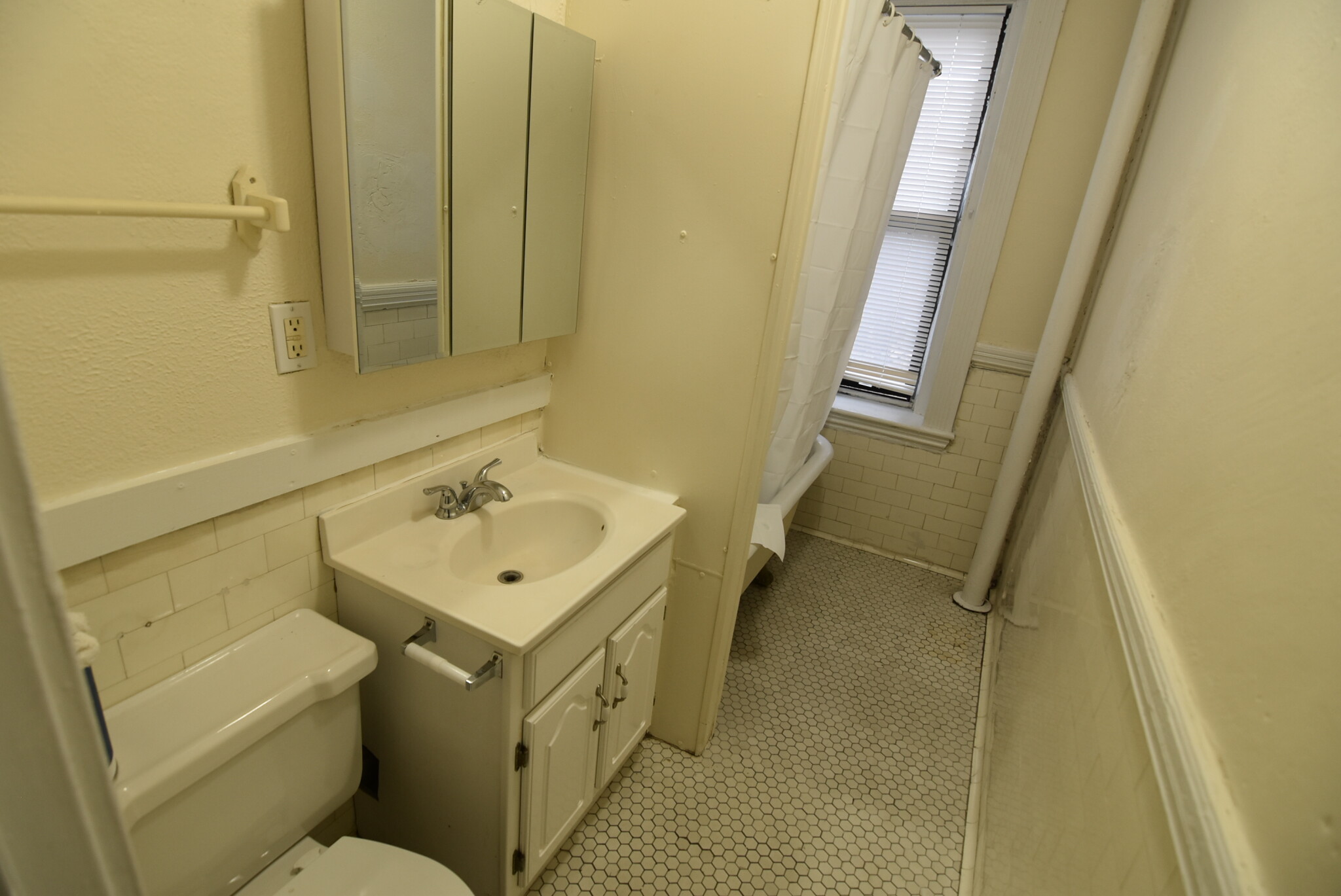 238 Hemenway St, Fenway