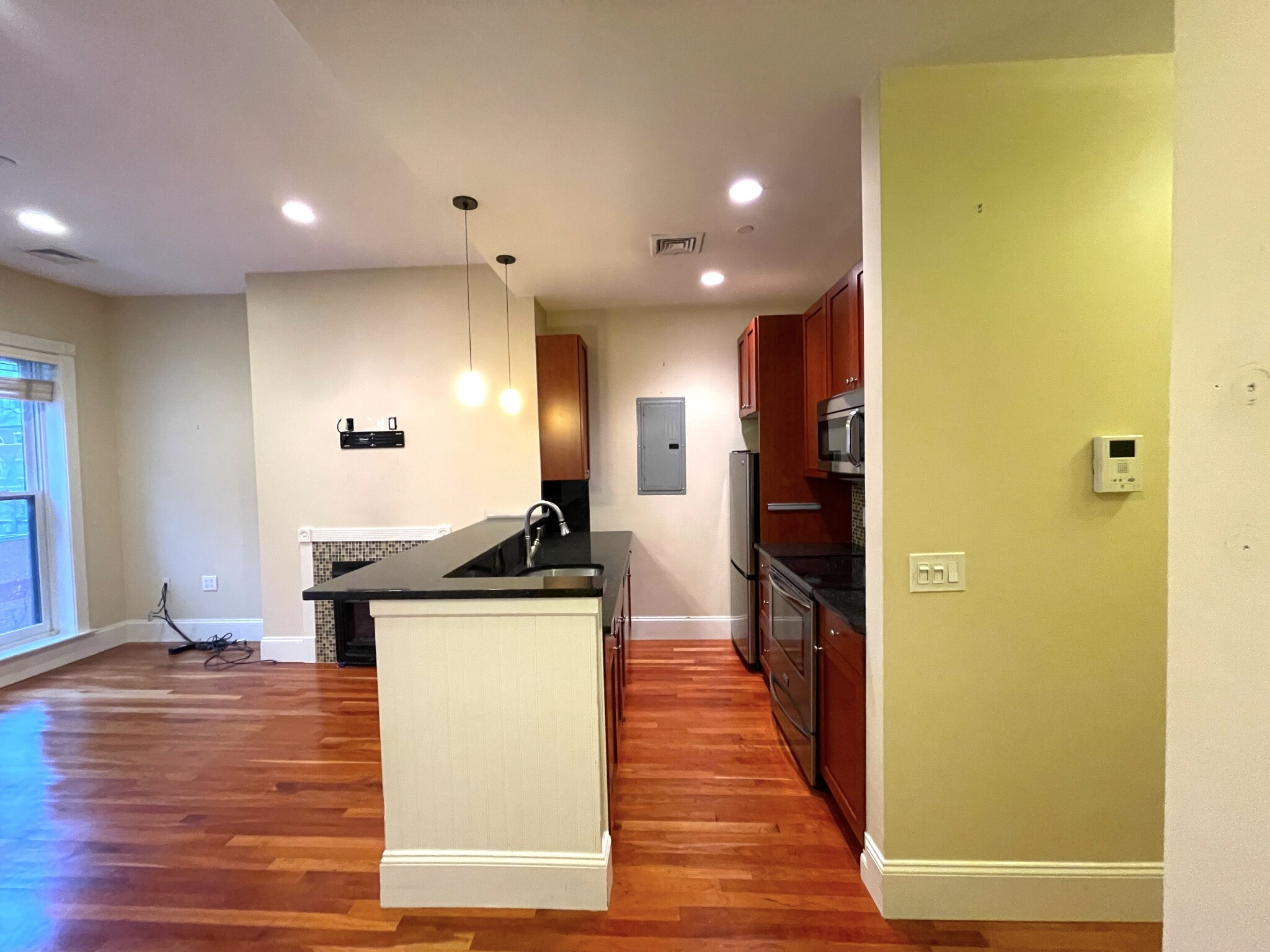 14 Temple St, Beacon Hill