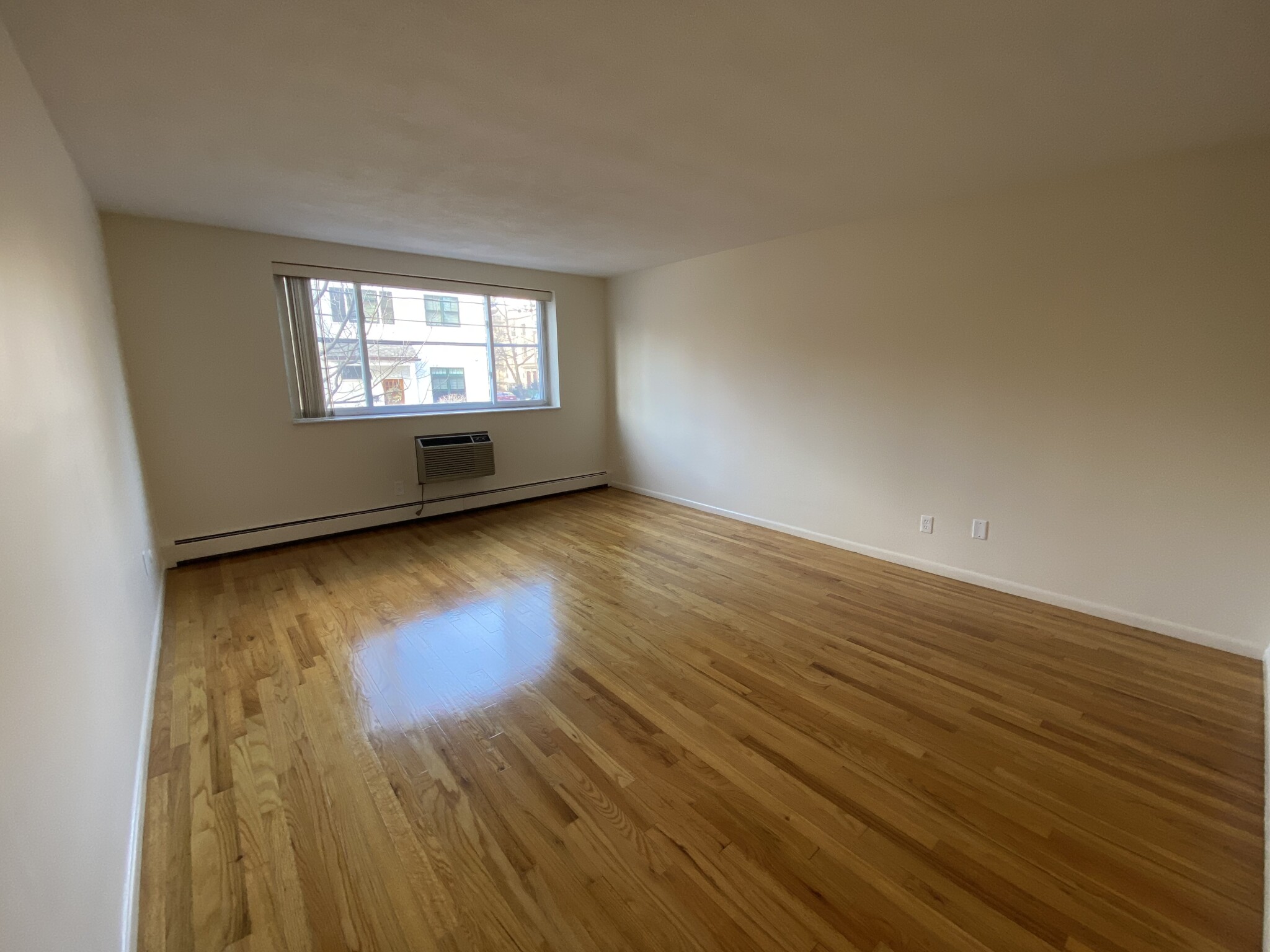 81 Green St, Coolidge Corner