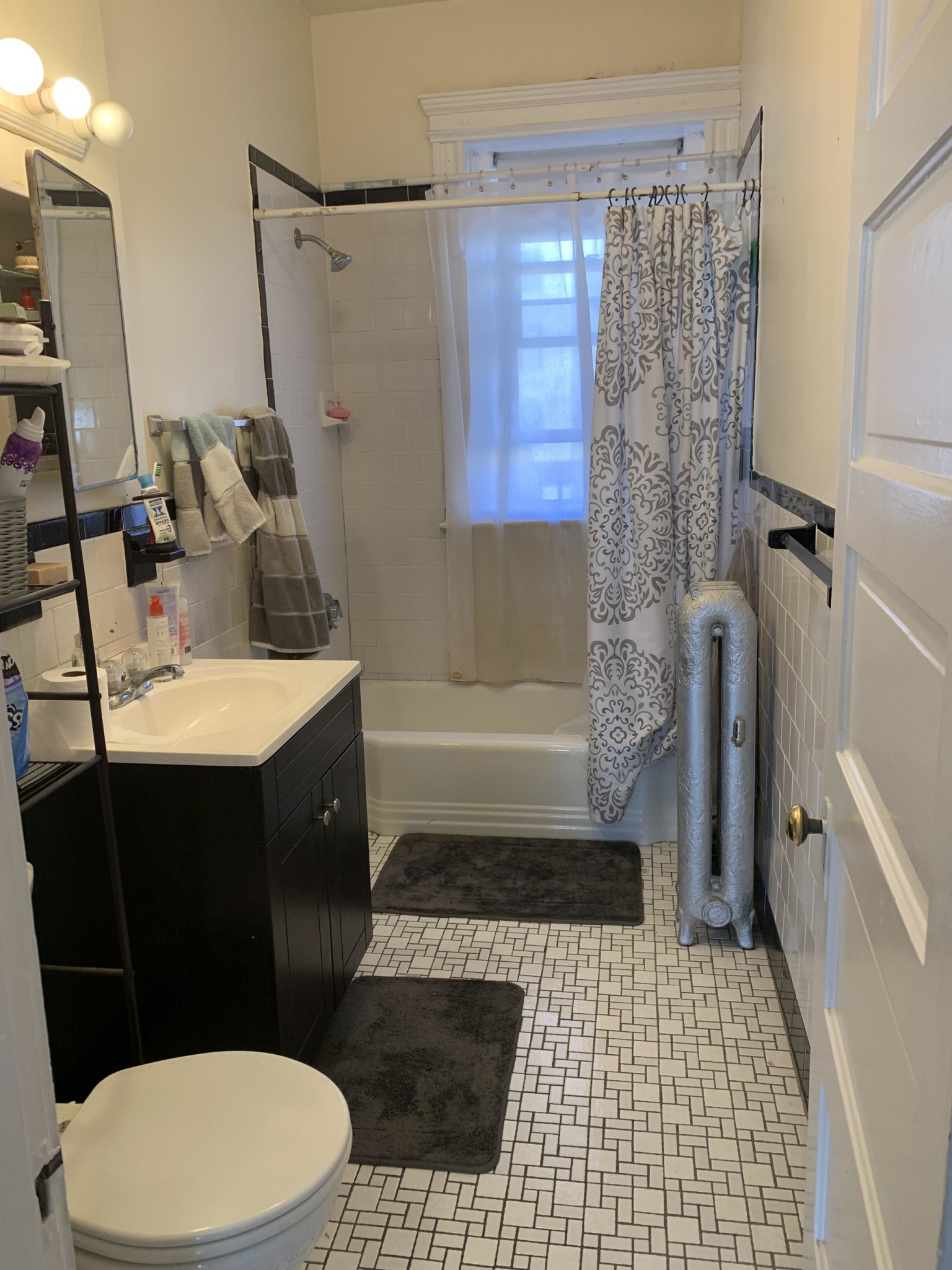 84 Corey Rd, Brighton