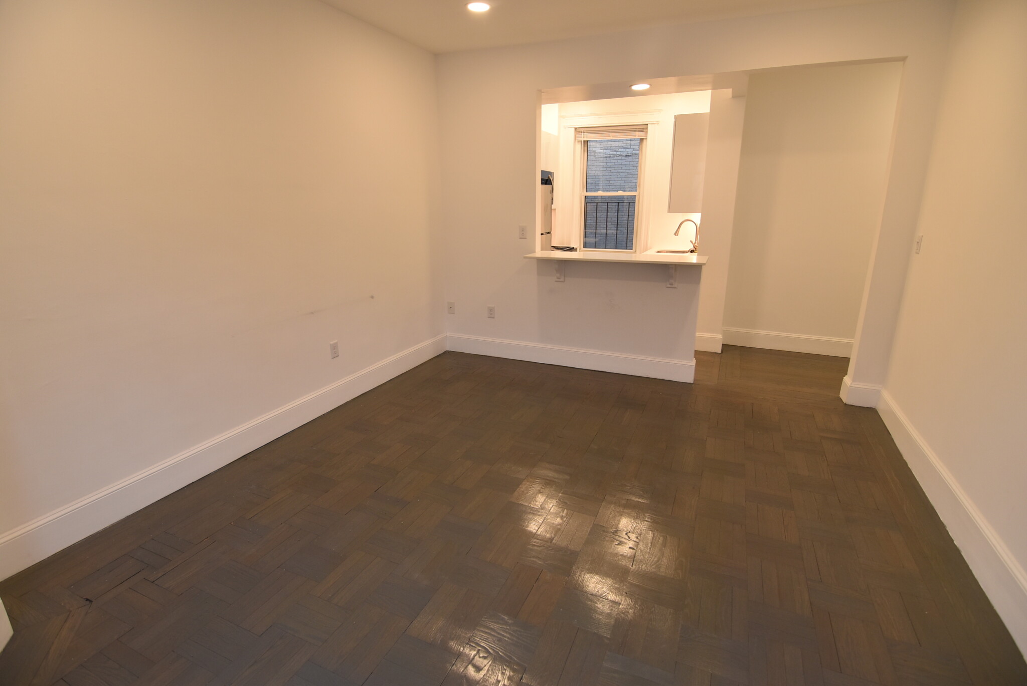 28 Queensberry St, Fenway