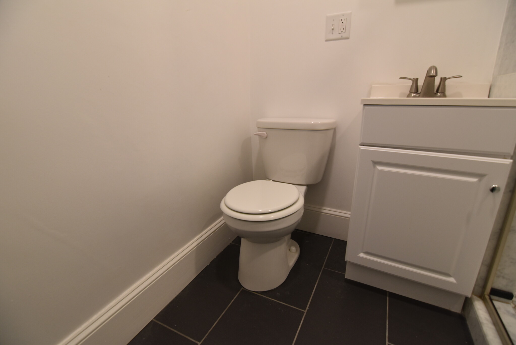 28 Queensberry St, Fenway