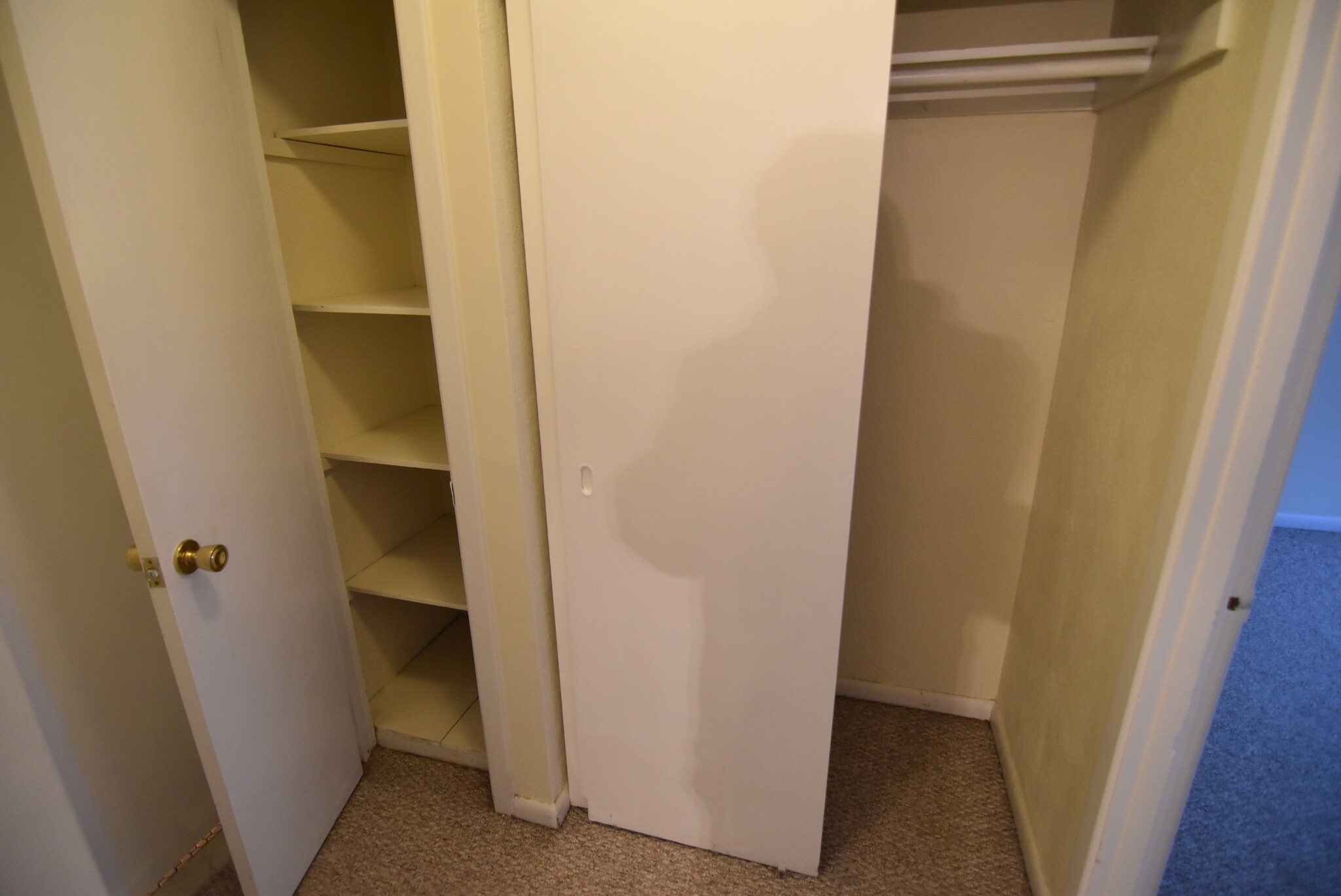 16 Whites Ave, Watertown