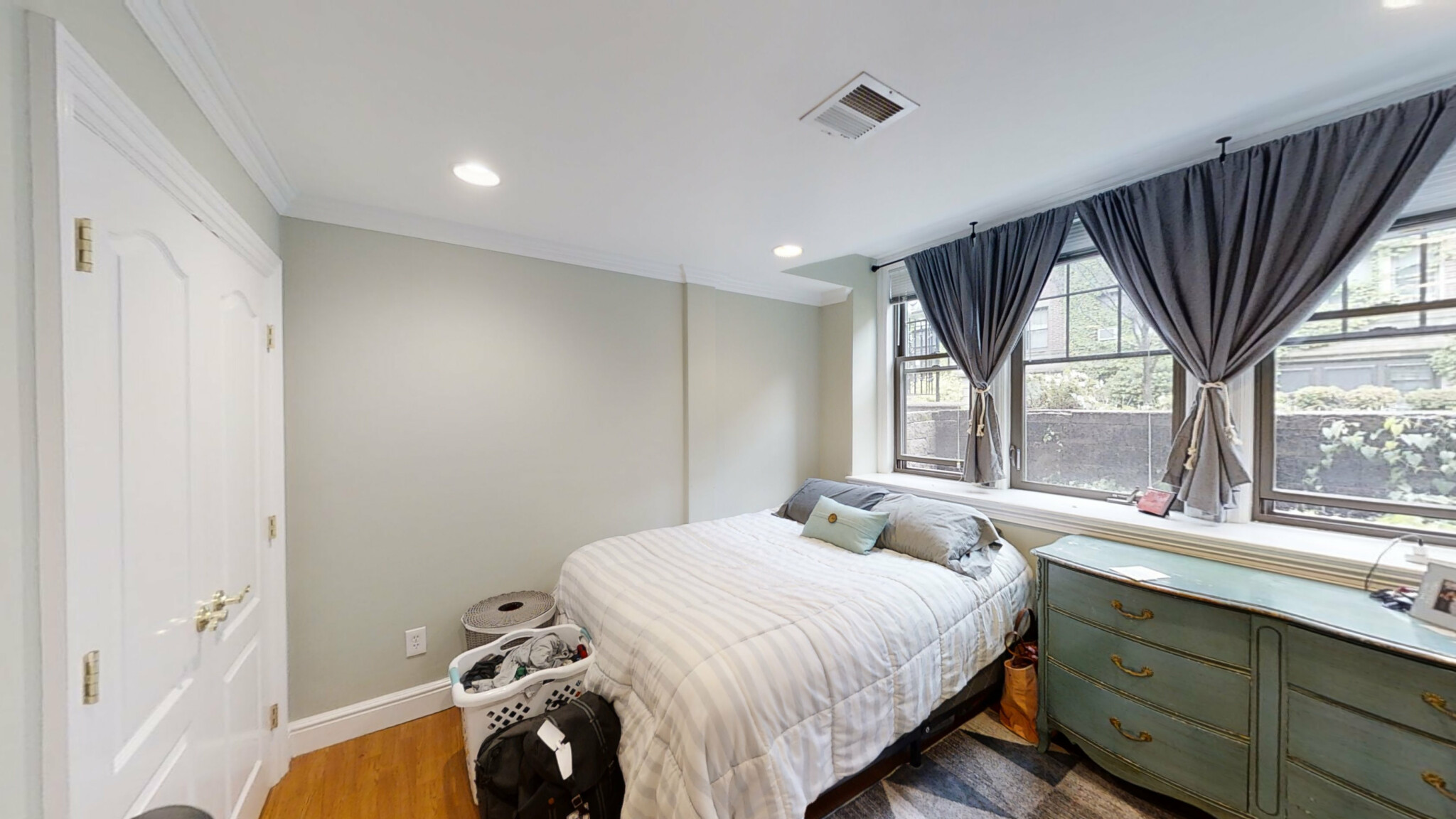 1 bed, 1 bath apartment for rent at 9 Greenway Ct Unit A, Coolidge Corner — photo 9 of 17