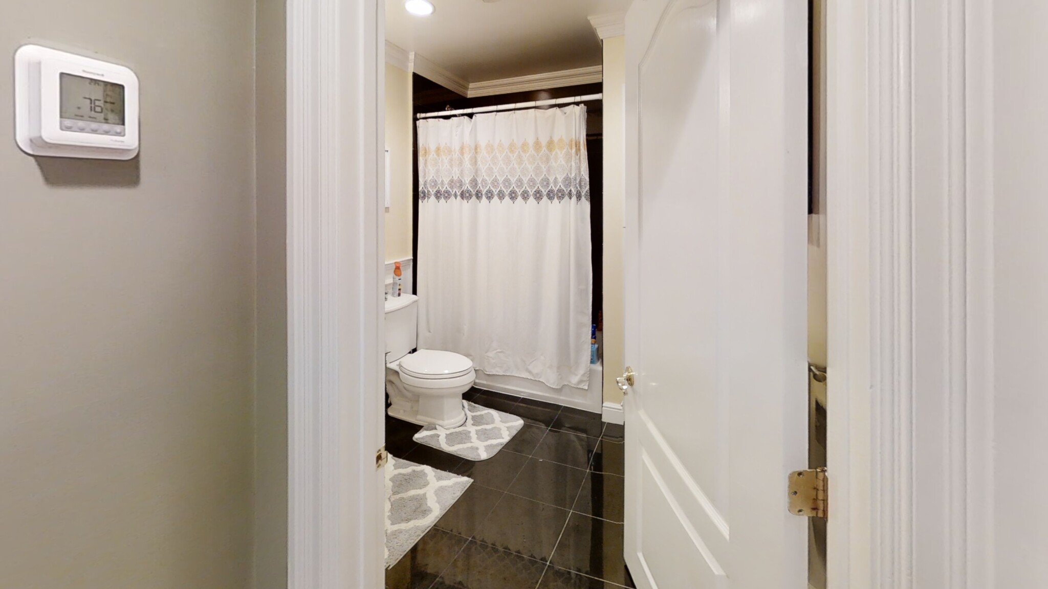 1 bed, 1 bath apartment for rent at 9 Greenway Ct Unit A, Coolidge Corner — photo 10 of 17