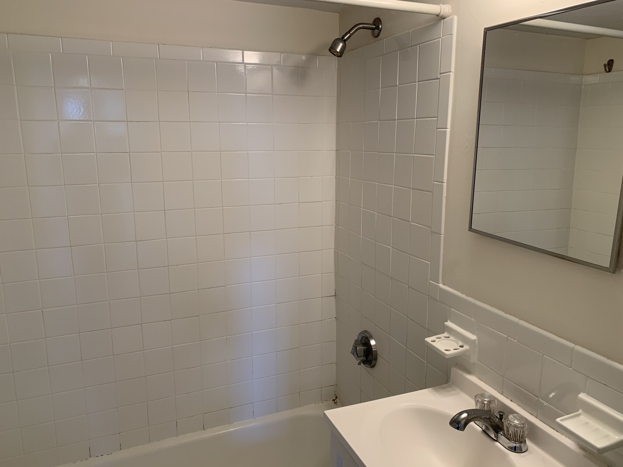 20 Riverside St, Watertown