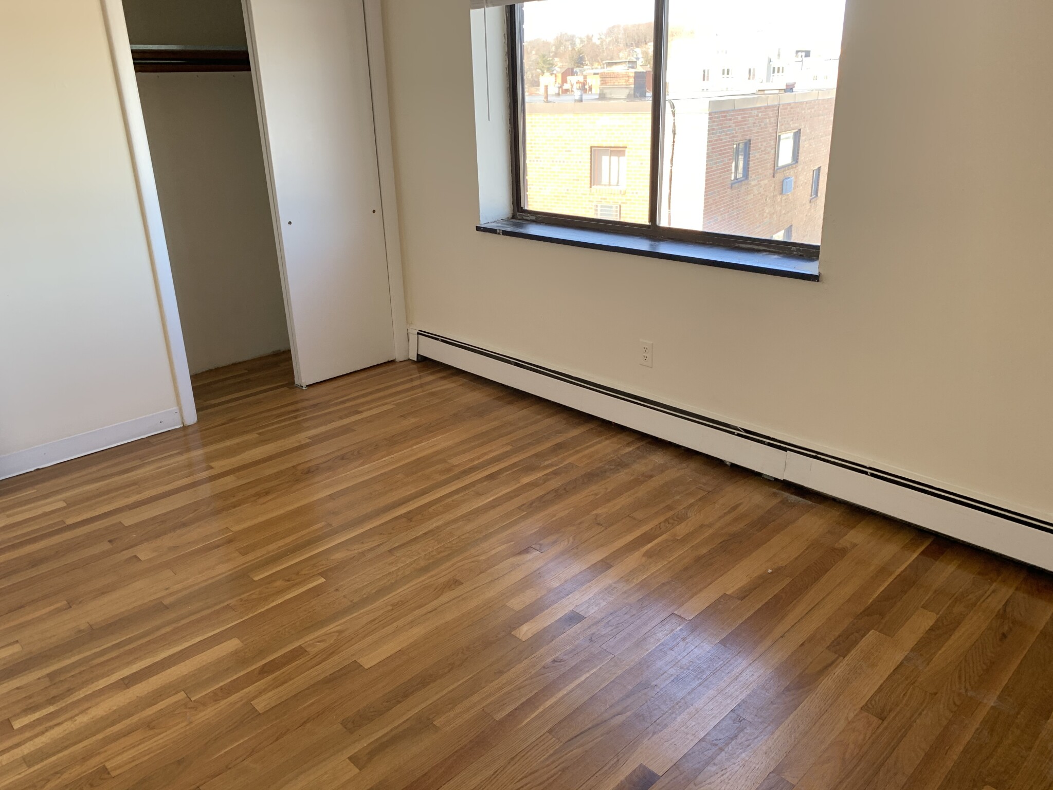 20 Riverside St, Watertown