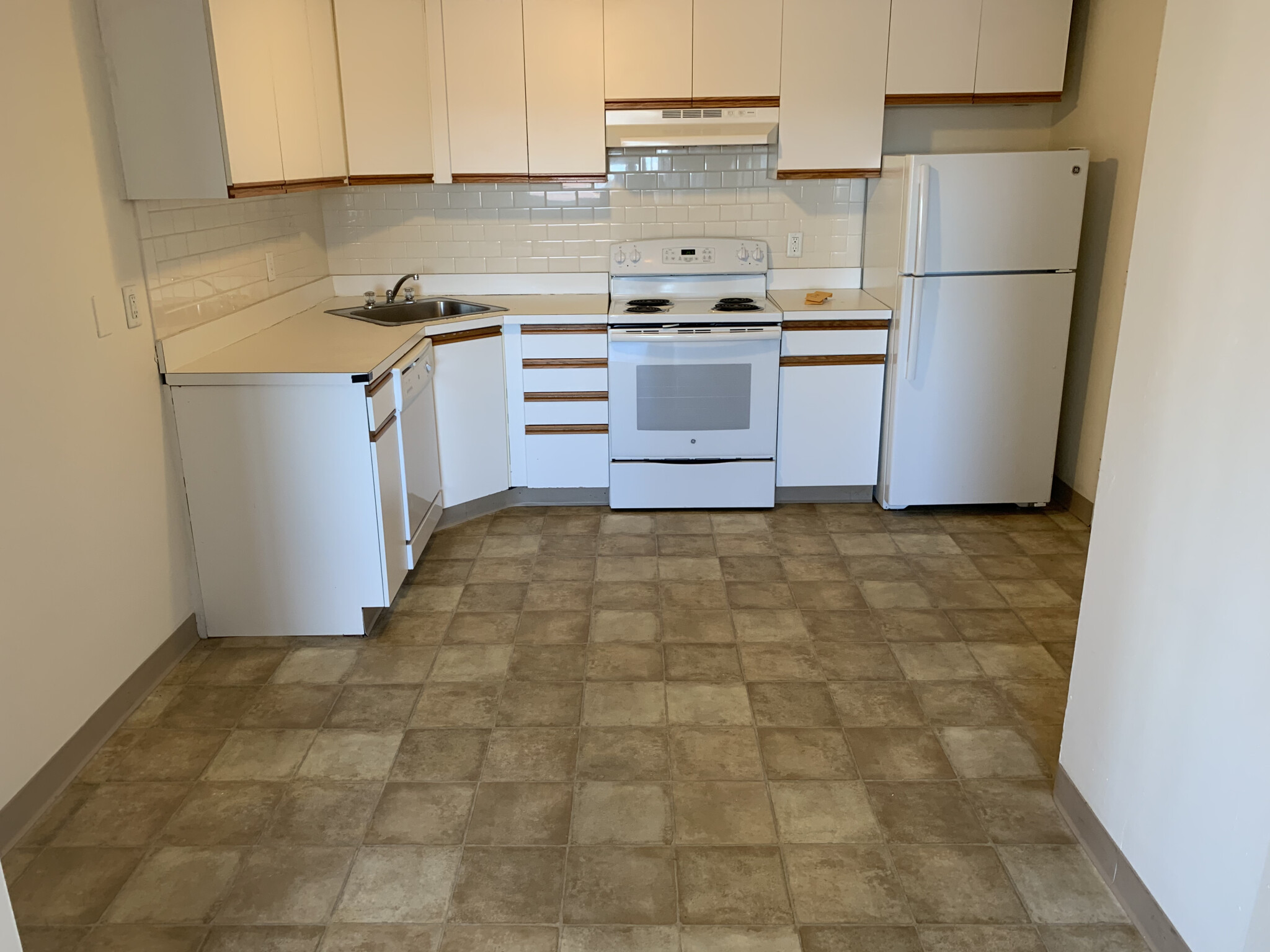 20 Riverside St, Watertown