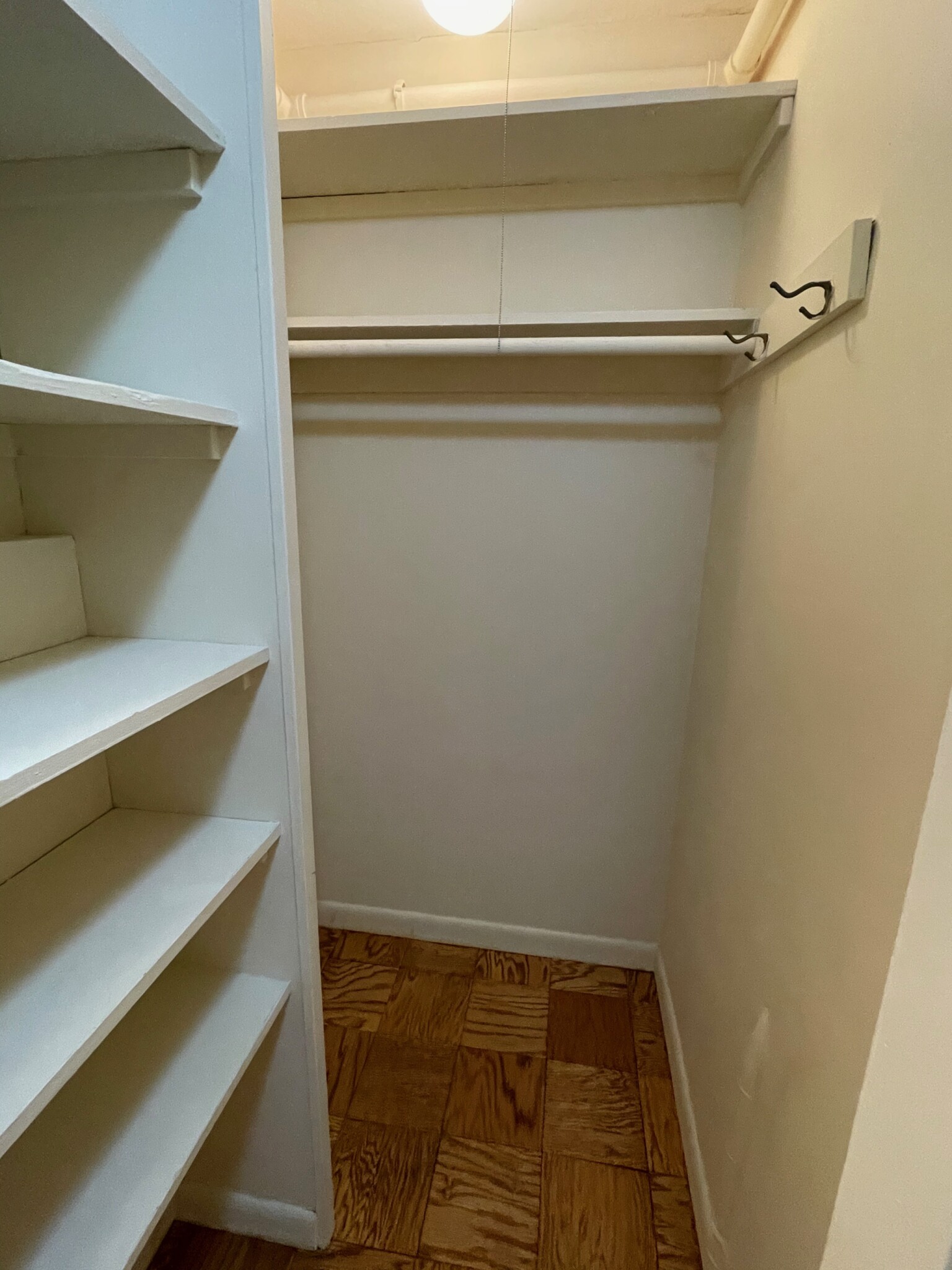 101 Monmouth St, Brookline